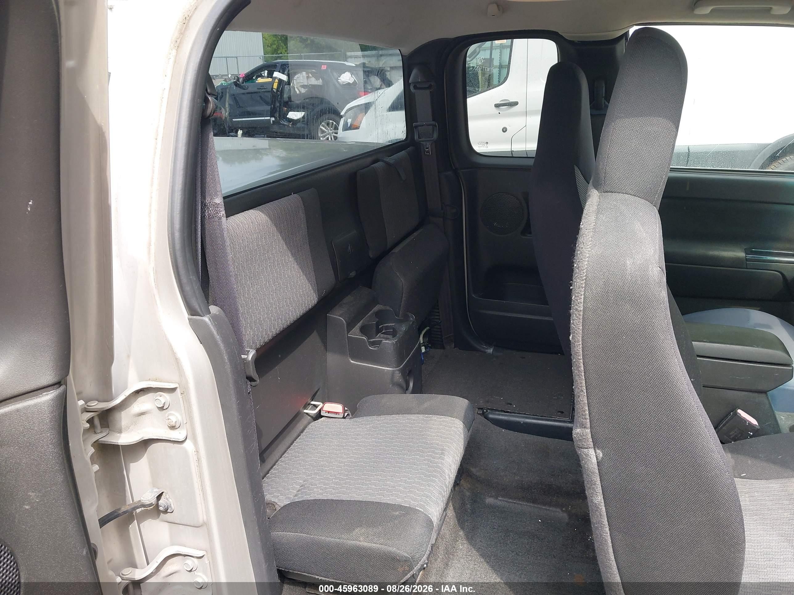 2007 Chevrolet Colorado   Silver vin: 1GCDT19EX78119666