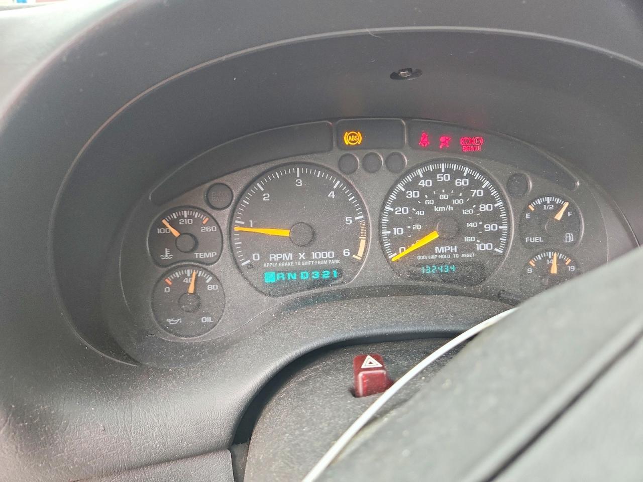2001 Chevrolet S Truck S10 Red vin: 1GCDT19W218112579