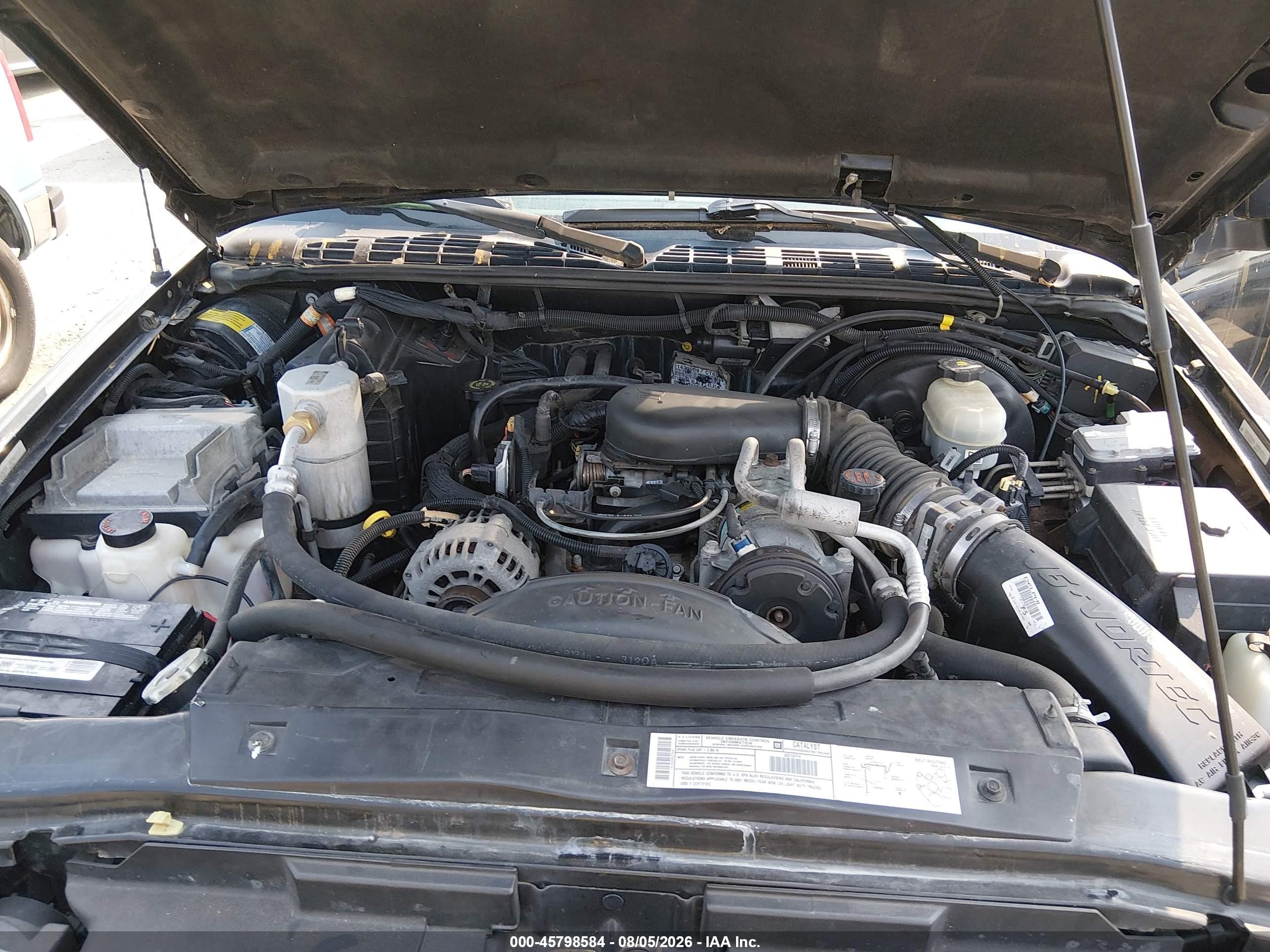 2001 Chevrolet S-10 Ls Black vin: 1GCDT19W318208236