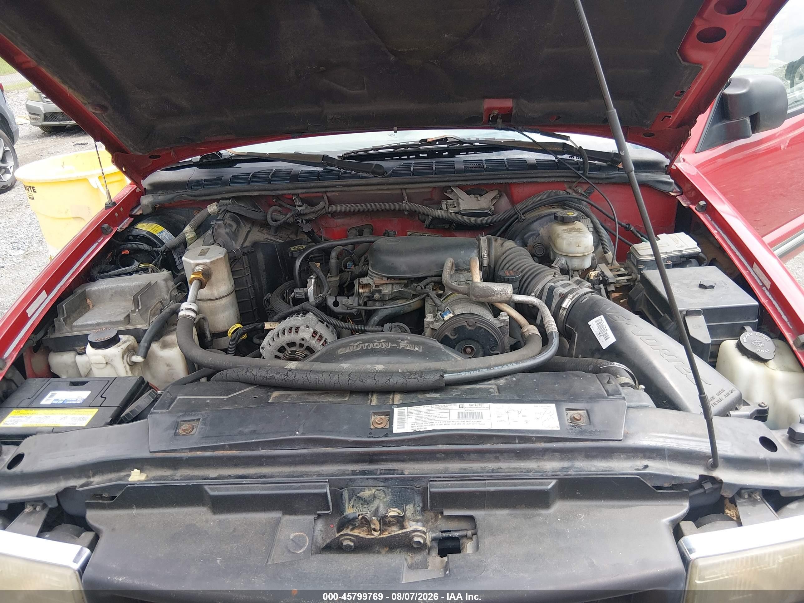 2001 Chevrolet S-10 Ls Red vin: 1GCDT19W318213792