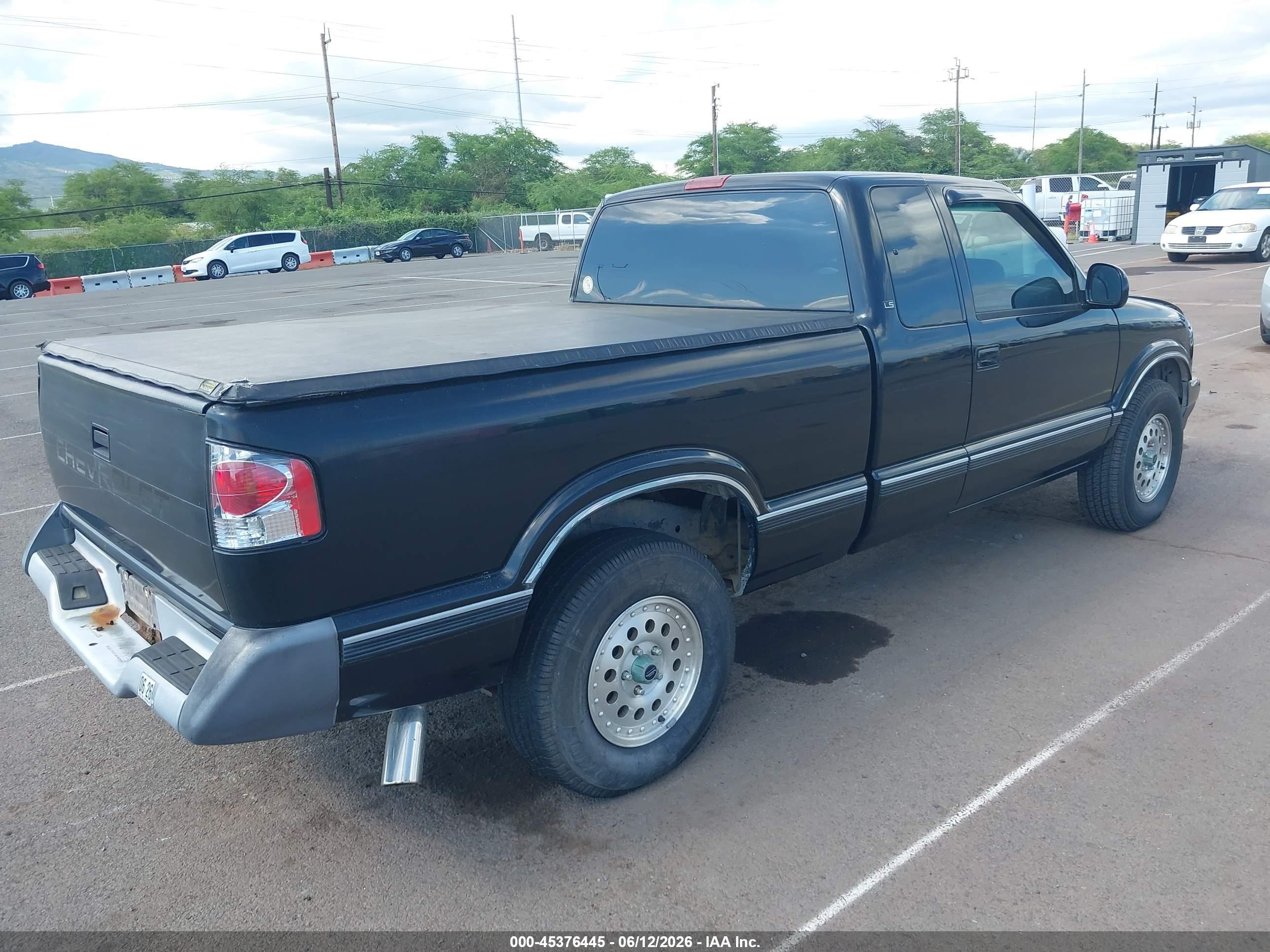 1994 Chevrolet S Truck S10 Black vin: 1GCDT19W3R8114658