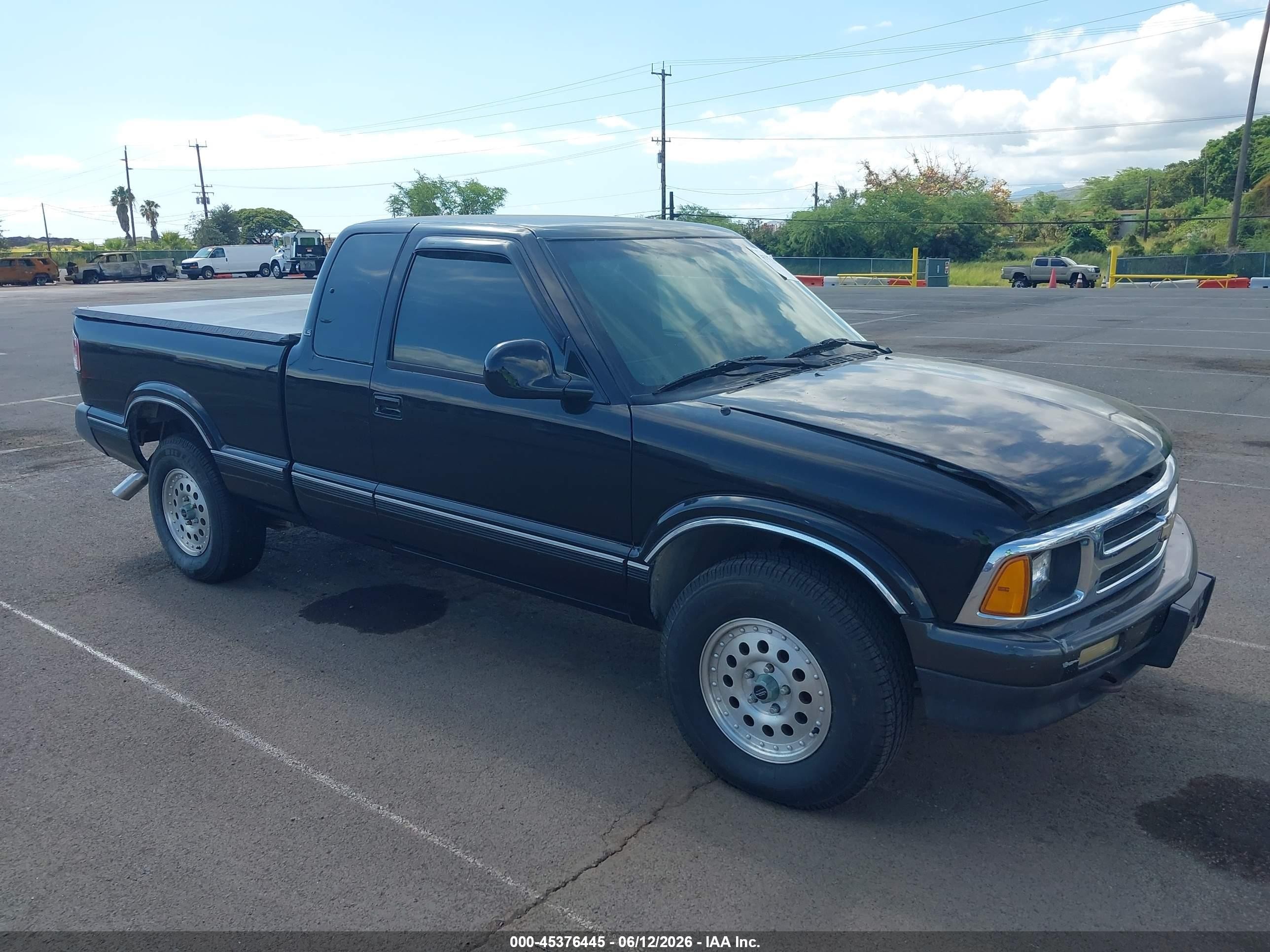 1994 Chevrolet S Truck S10 Black vin: 1GCDT19W3R8114658