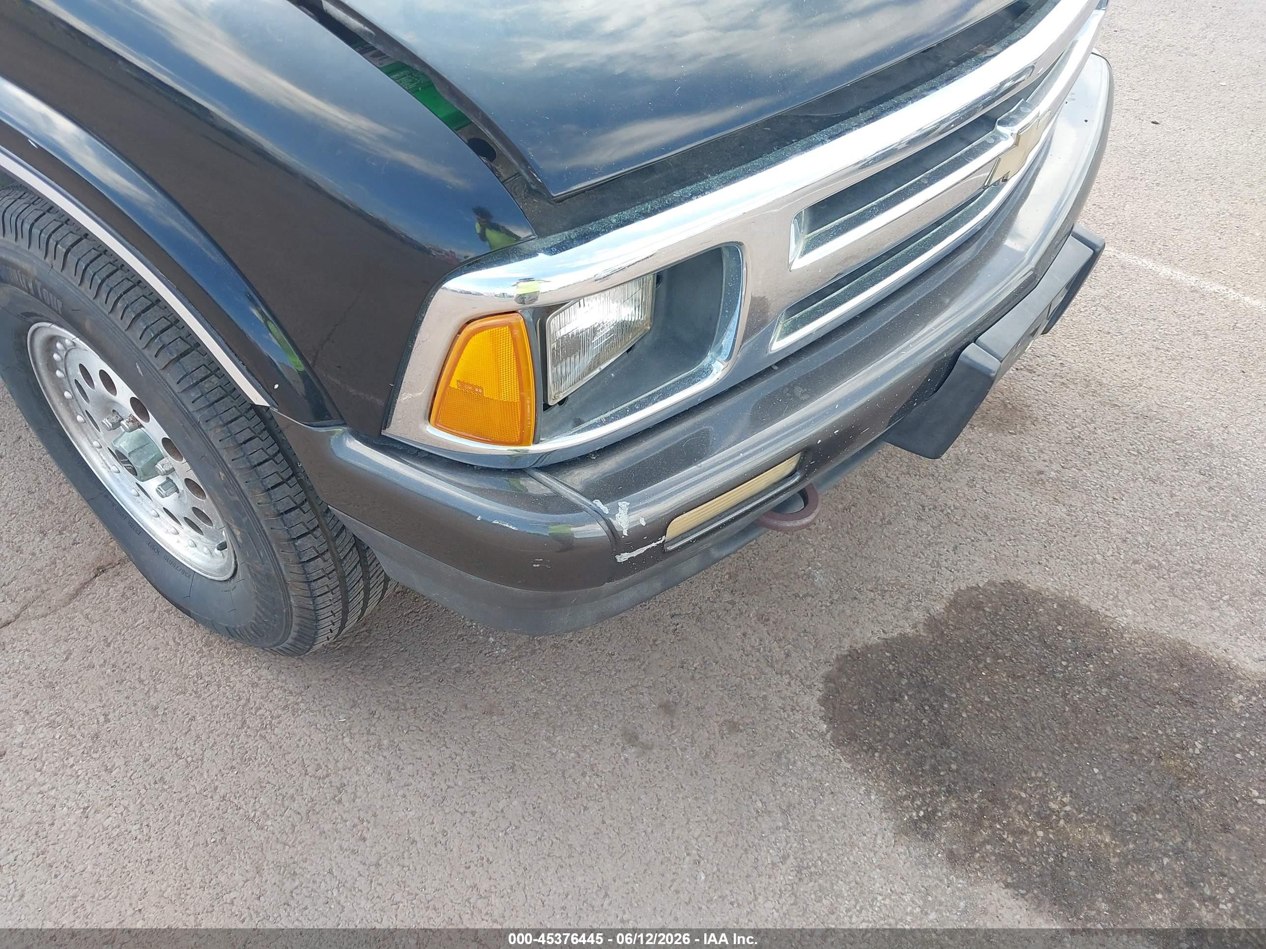 1994 Chevrolet S Truck S10 Black vin: 1GCDT19W3R8114658
