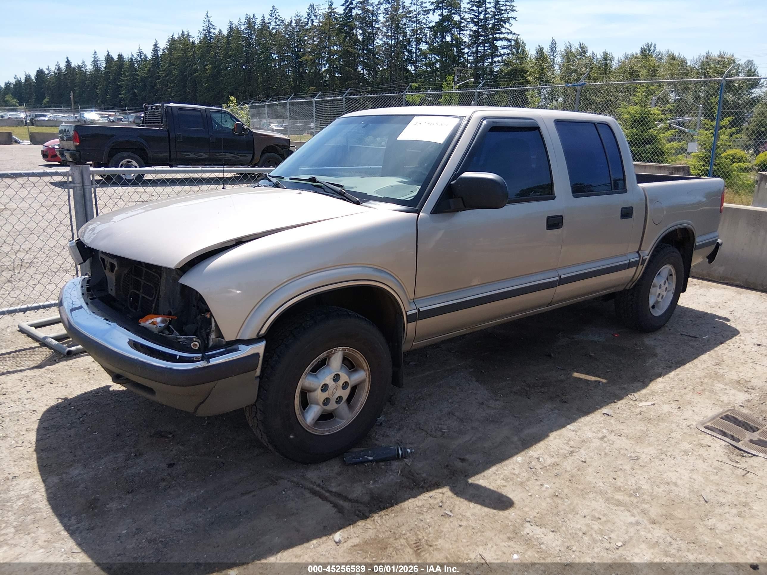 1999 Chevrolet S-10 Ls Tan vin: 1GCDT19W5XK152070