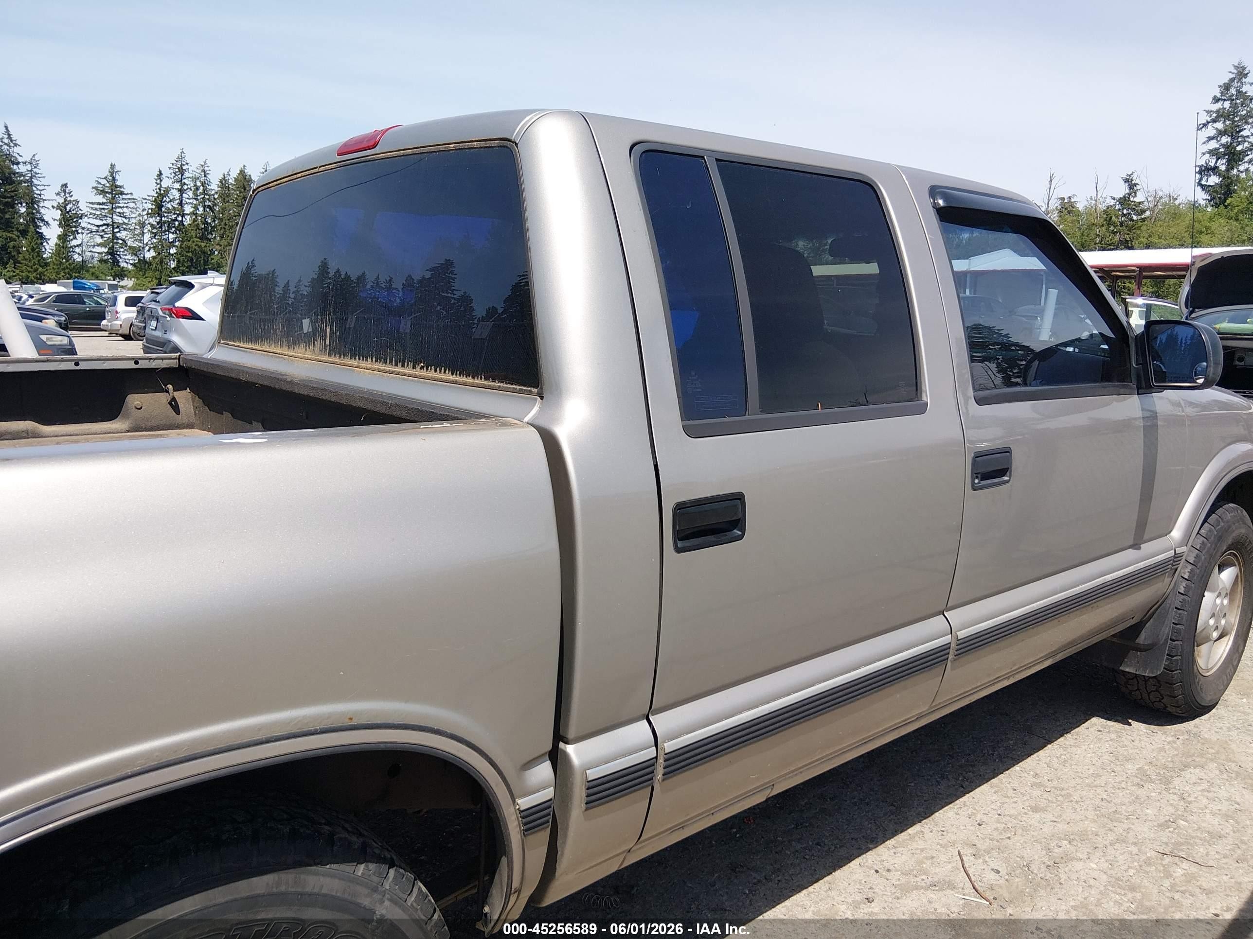 1999 Chevrolet S-10 Ls Tan vin: 1GCDT19W5XK152070
