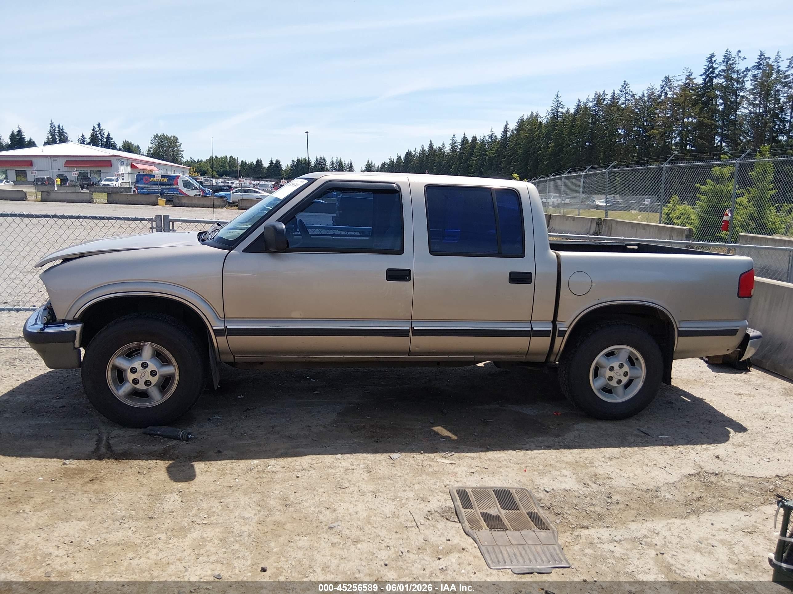 1999 Chevrolet S-10 Ls Tan vin: 1GCDT19W5XK152070