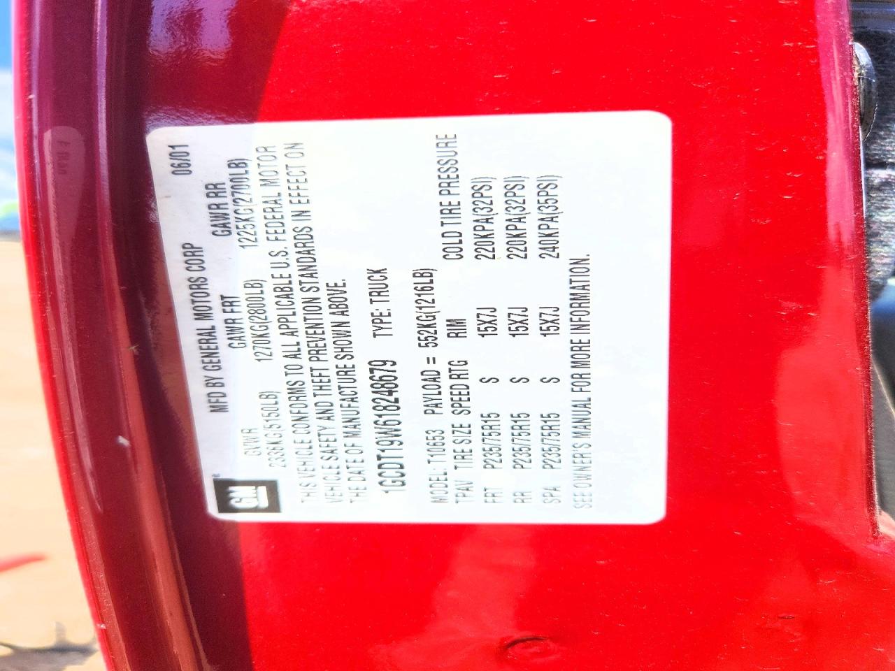 2001 Chevrolet S Truck S10 Red vin: 1GCDT19W618248679