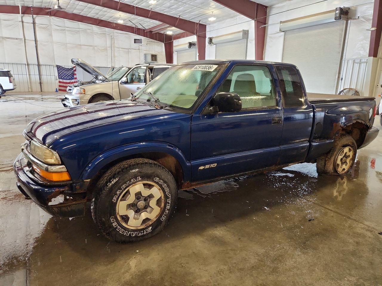 2000 Chevrolet S Truck S10 Blue vin: 1GCDT19W6Y8139925