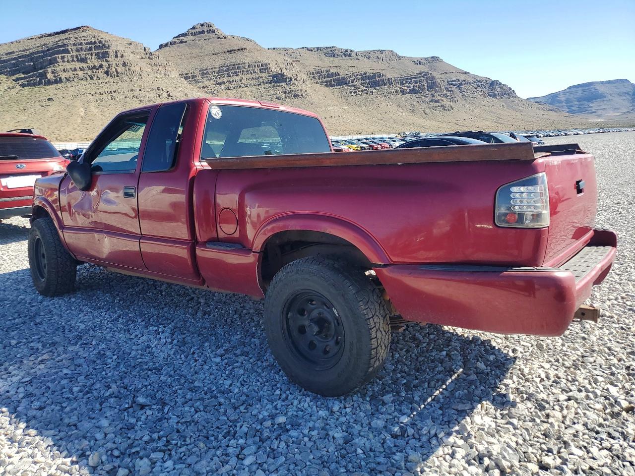 1997 Chevrolet S Truck S10 Красный vin: 1GCDT19W9V8113928