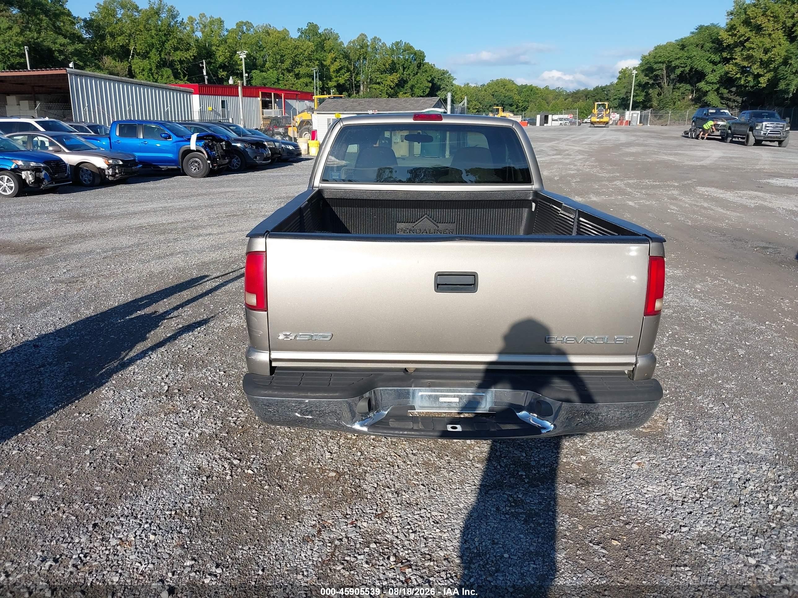 2003 Chevrolet S-10 Ls Silver vin: 1GCDT19X038237544