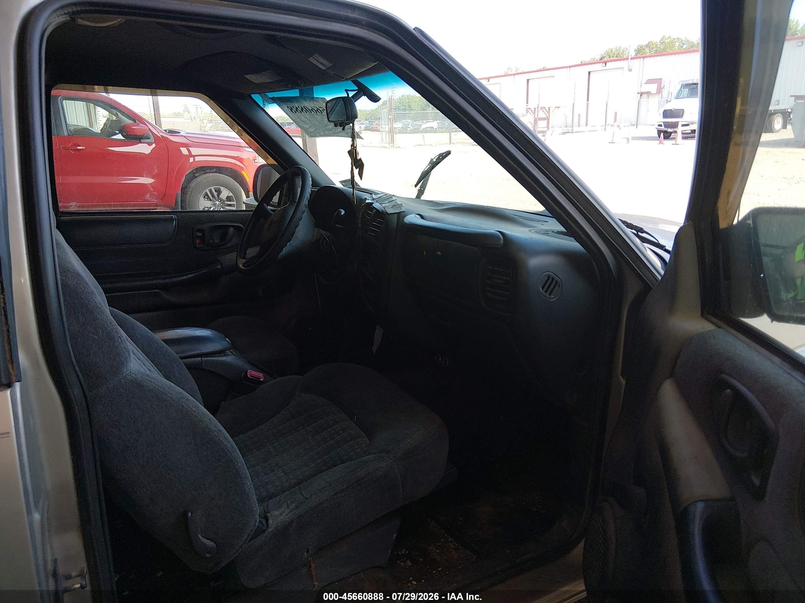 1999 Chevrolet S-10 Ls Желто-коричневый vin: 1GCDT19X1X8161435