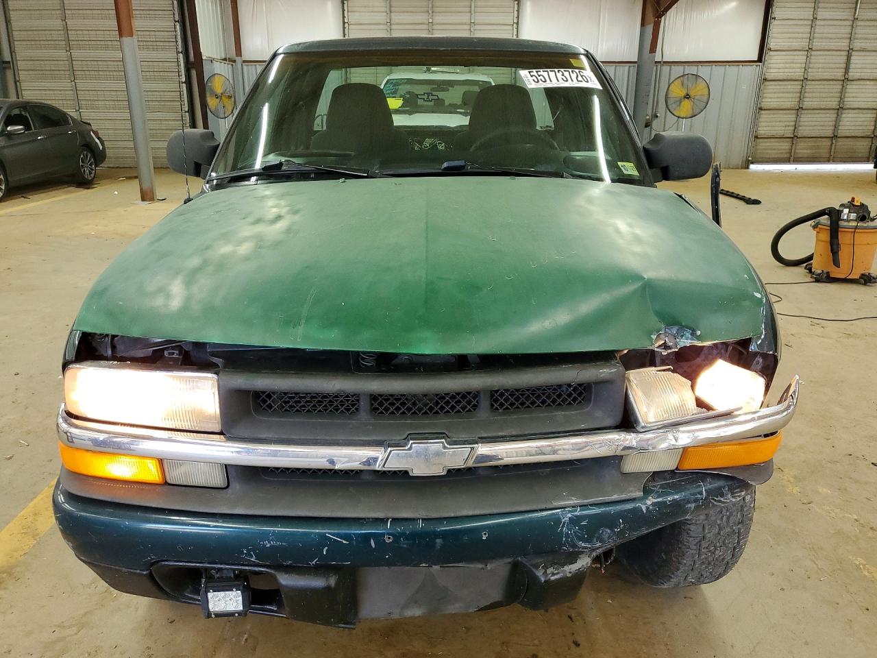 1998 Chevrolet S Truck S10 Green vin: 1GCDT19X3W8163976