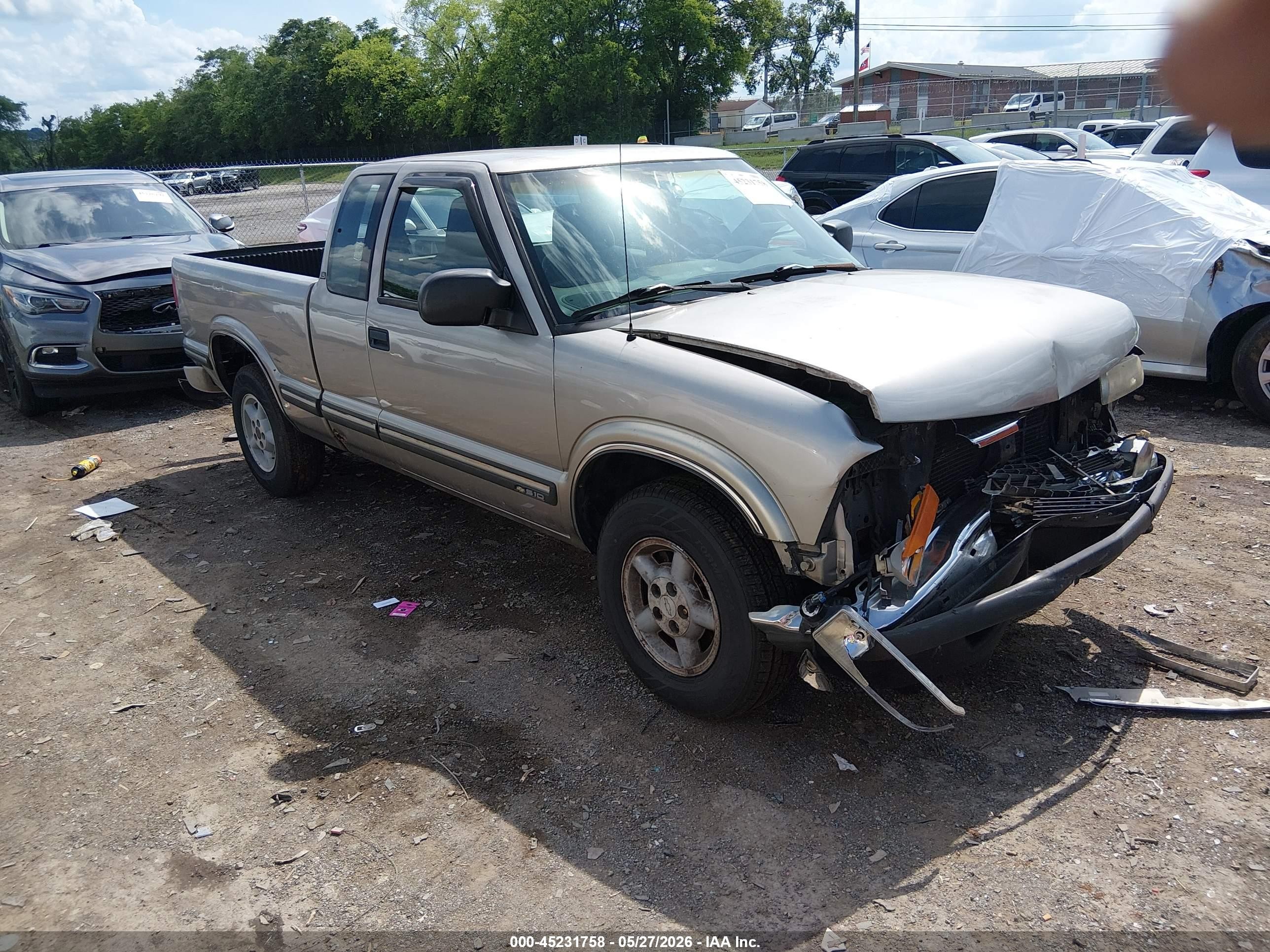 1999 Chevrolet S-10 Ls Серый vin: 1GCDT19X3XK165974