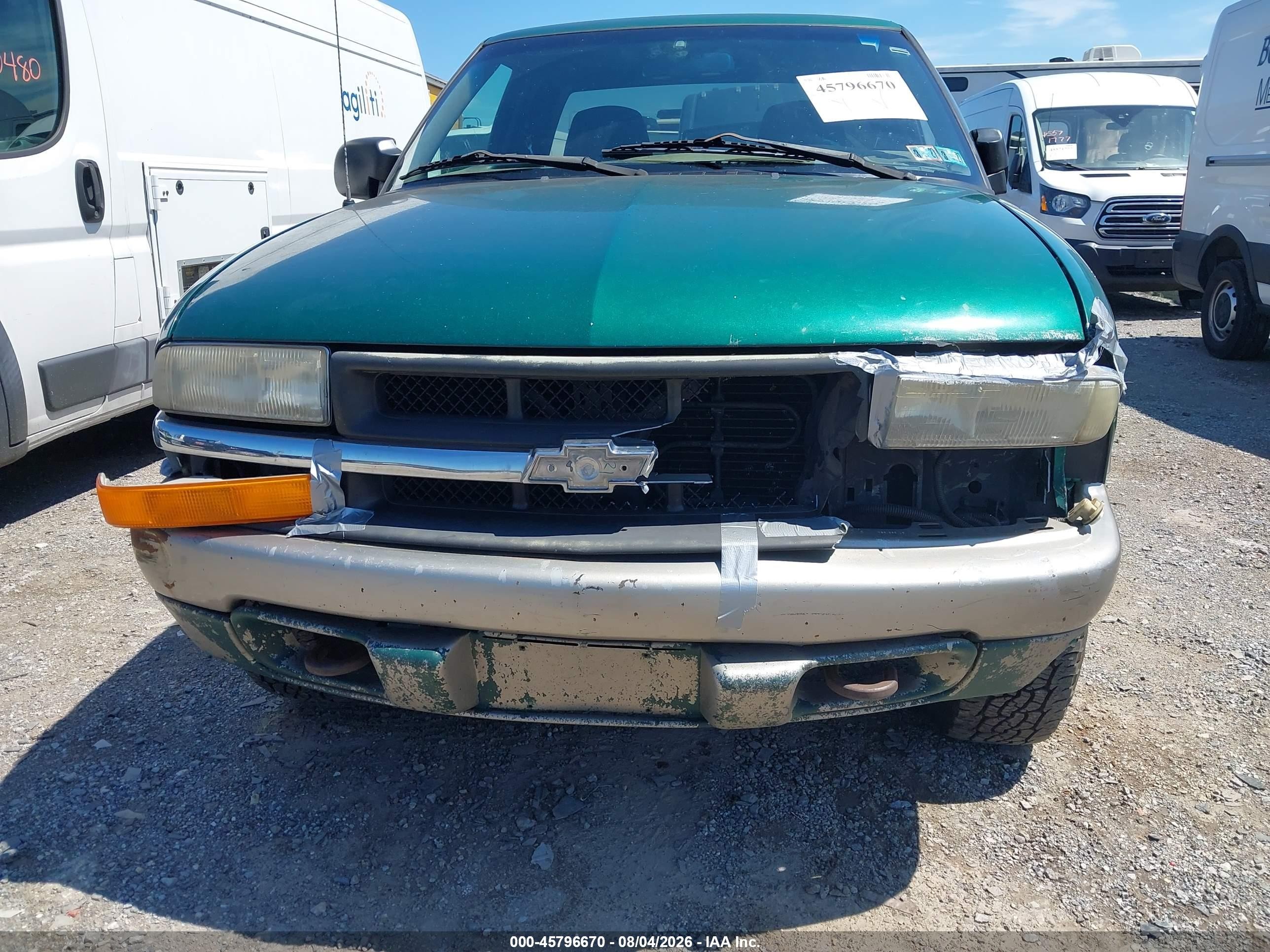 1999 Chevrolet S-10 Ls Green vin: 1GCDT19X7X8158622
