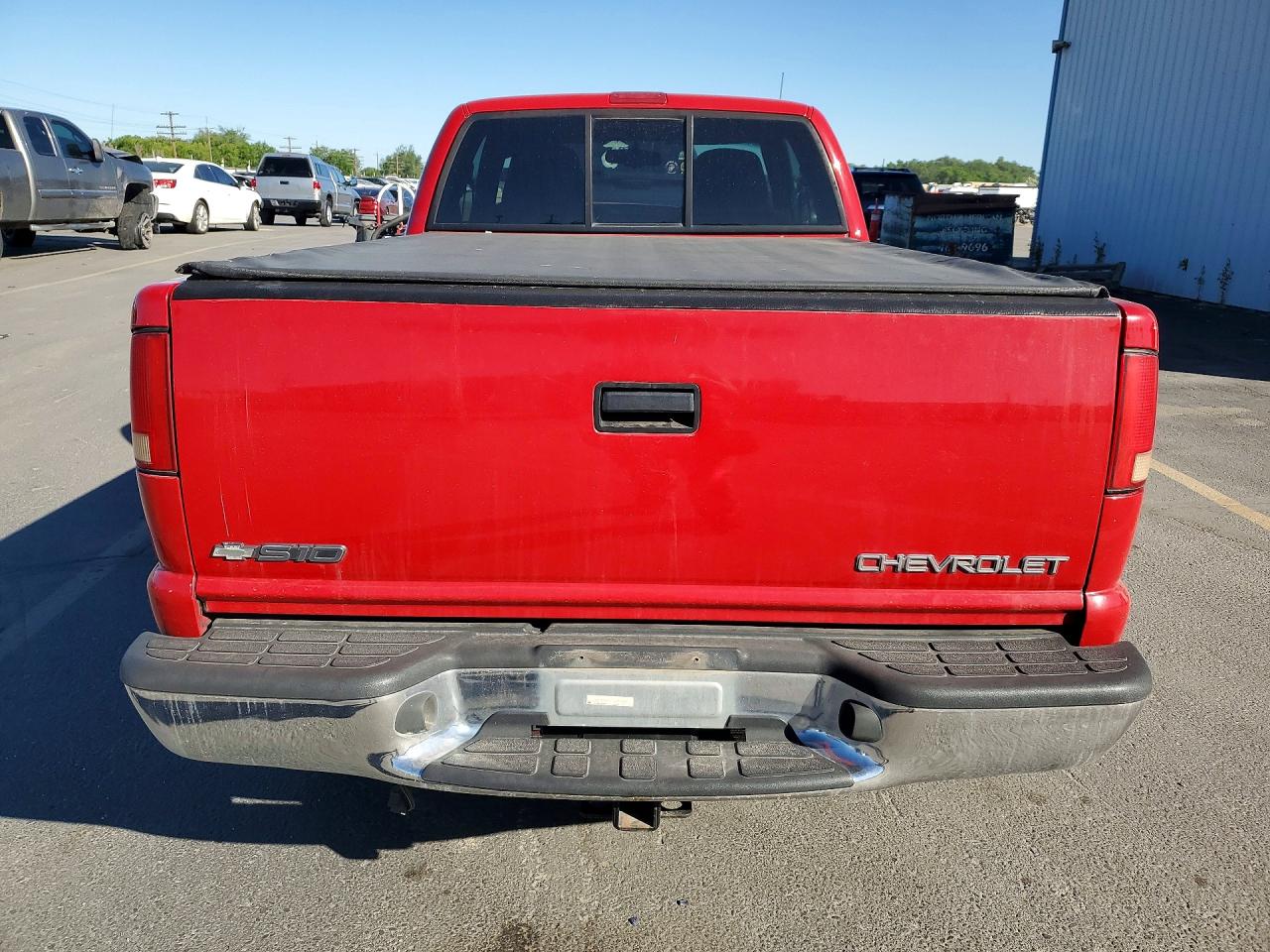 1998 Chevrolet S Truck S10 Red vin: 1GCDT19X8WK153057
