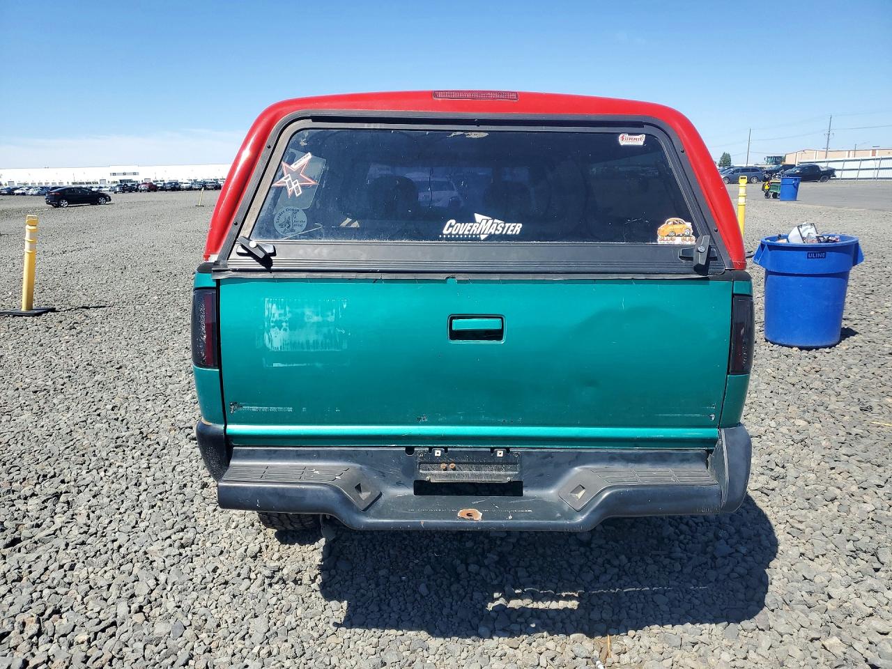 1995 Chevrolet S Truck S10 Green vin: 1GCDT19Z3S8225789