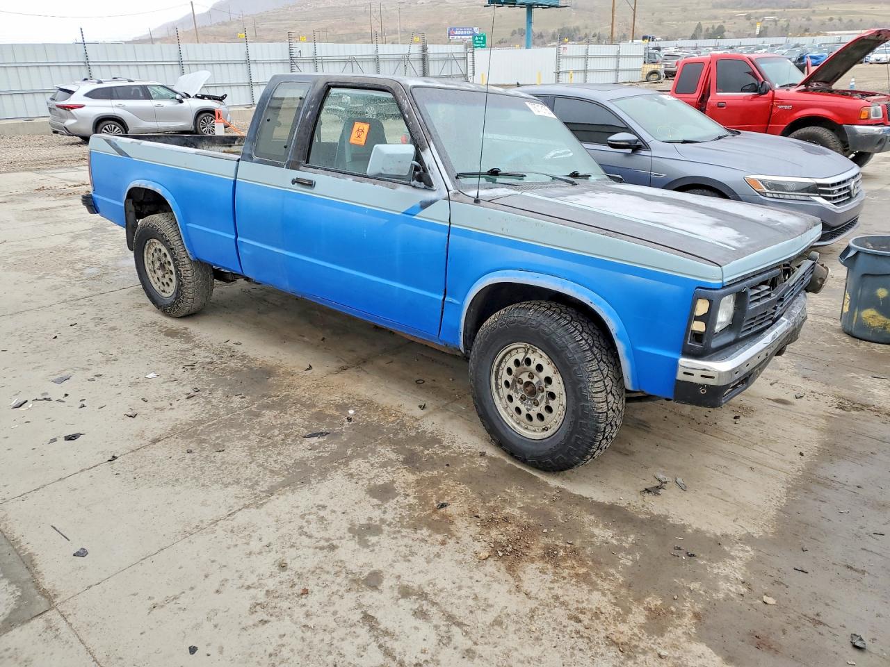 1992 Chev S Truck S10 Blue vin: 1GCDT19ZXN2160947