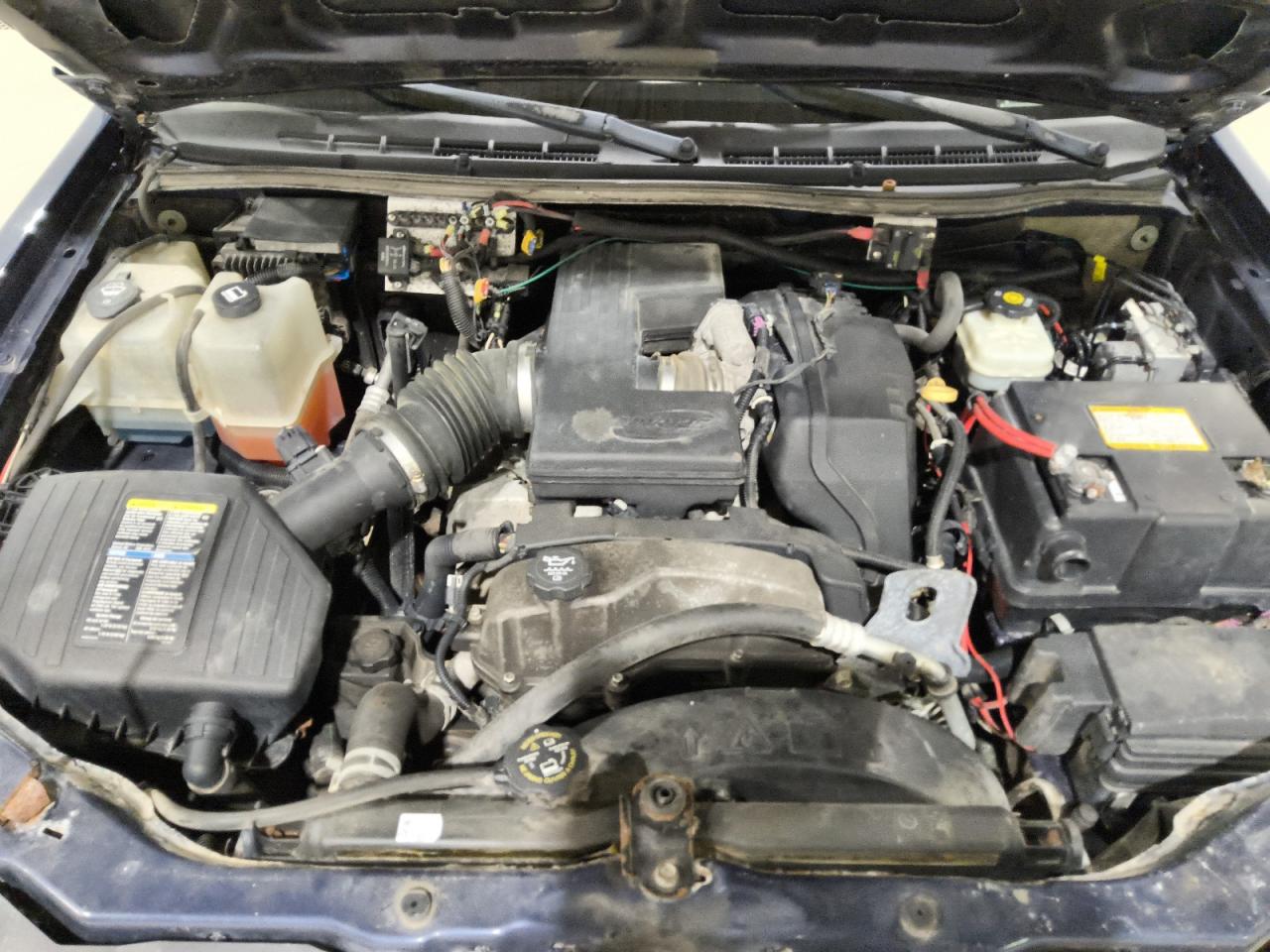 2008 Chevrolet Colorado Lt Blue vin: 1GCDT43E288205436 Damage: Hoses/Belts, Worn, Replacement Required