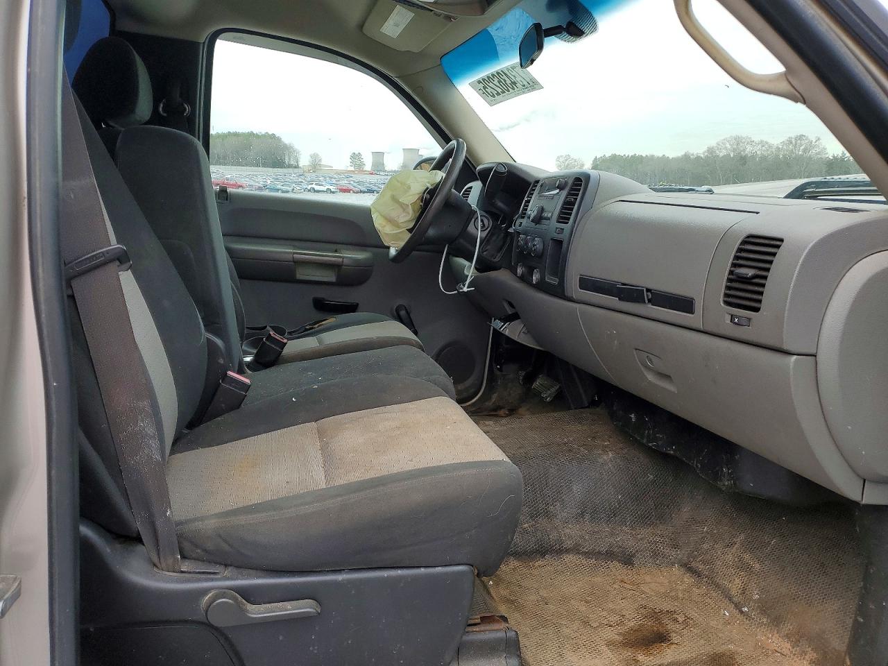 2007 Chevrolet Silverado C1500 Beige vin: 1GCEC14097E567253