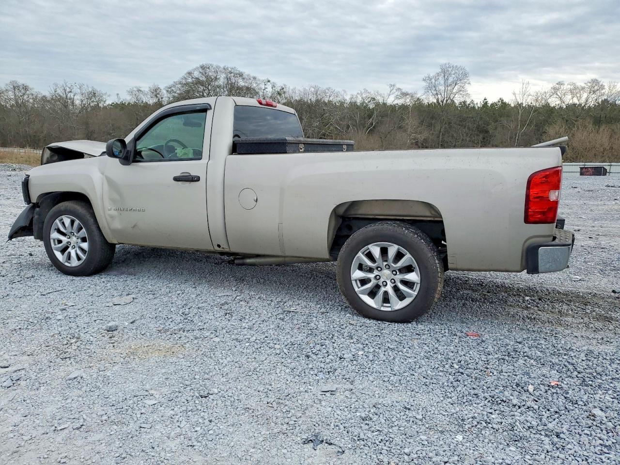 2007 Chevrolet Silverado C1500 Beige vin: 1GCEC14097E567253