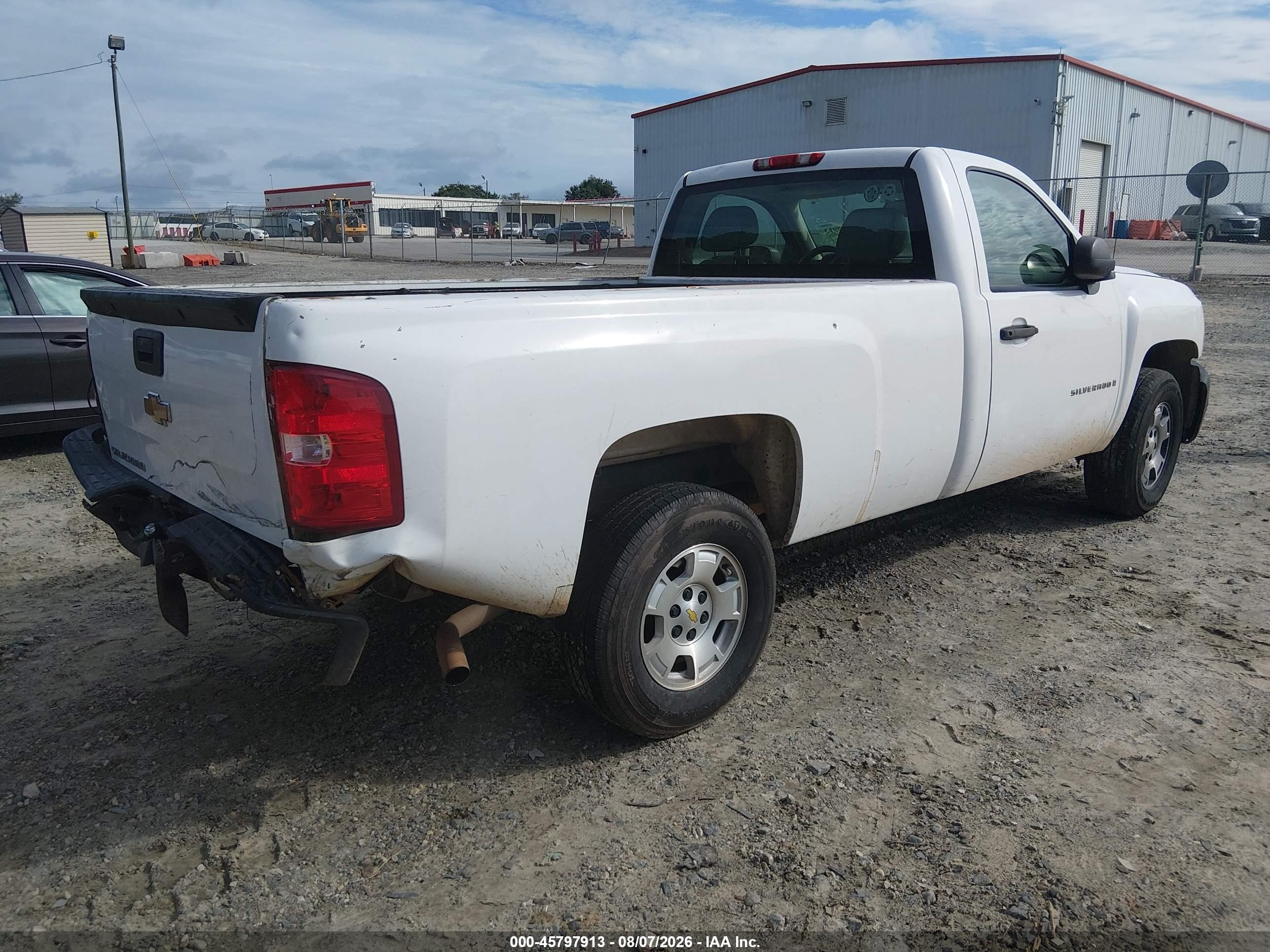 2008 Chevrolet Silverado 1500 Work Truck White vin: 1GCEC14C08E119463