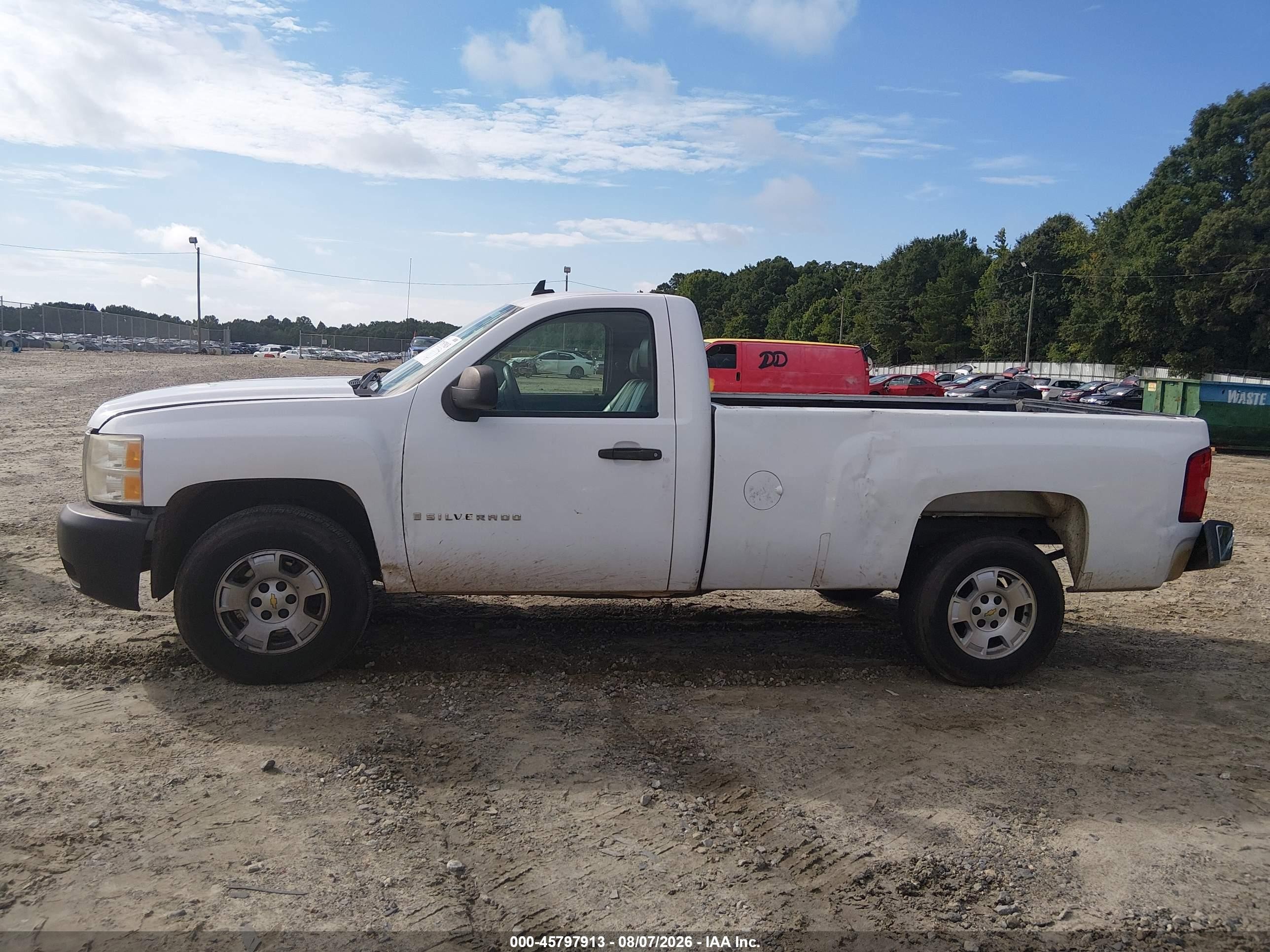2008 Chevrolet Silverado 1500 Work Truck White vin: 1GCEC14C08E119463