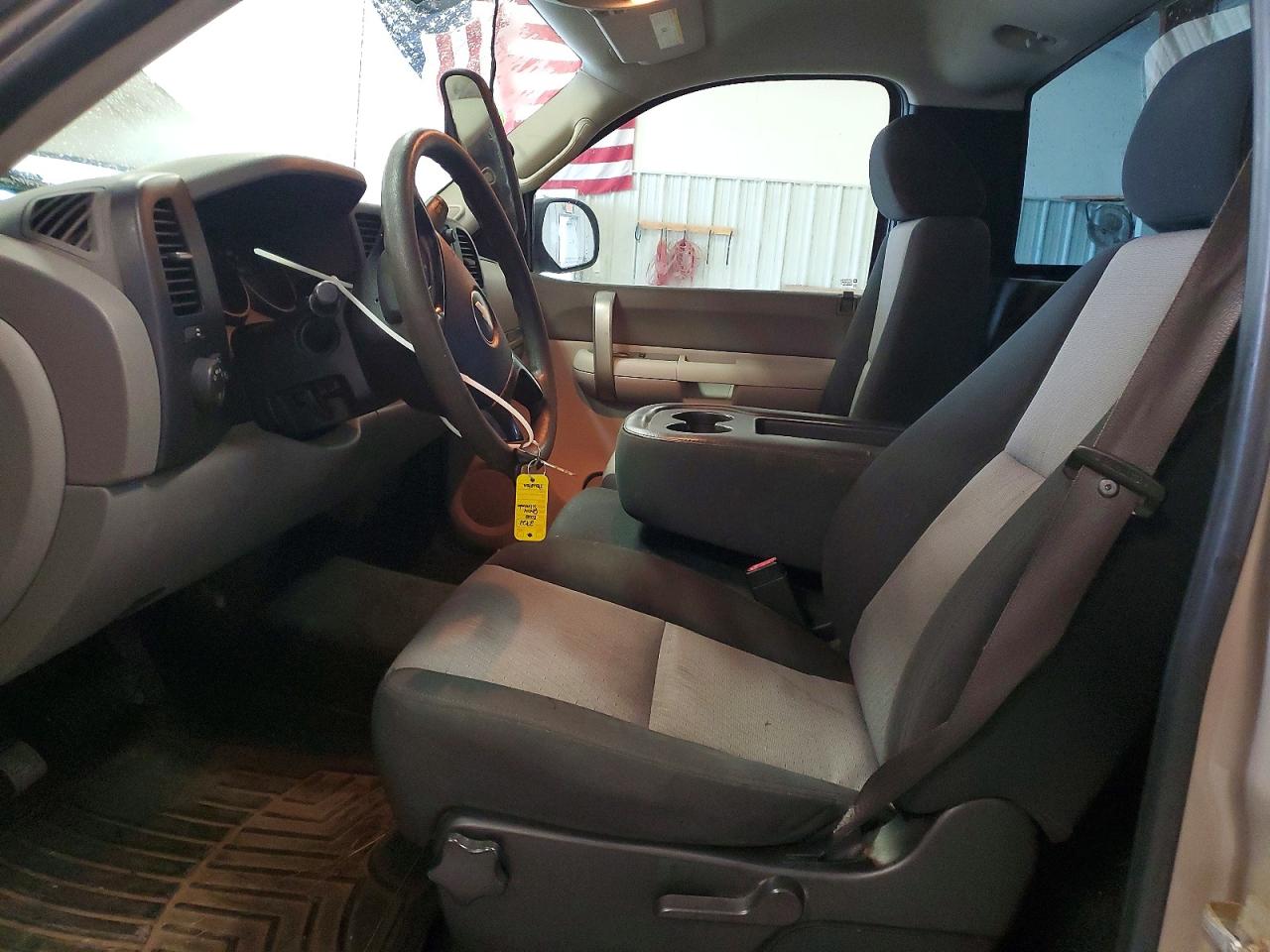 2008 Chevrolet Silverado C1500 Серебряный vin: 1GCEC14C08Z200262