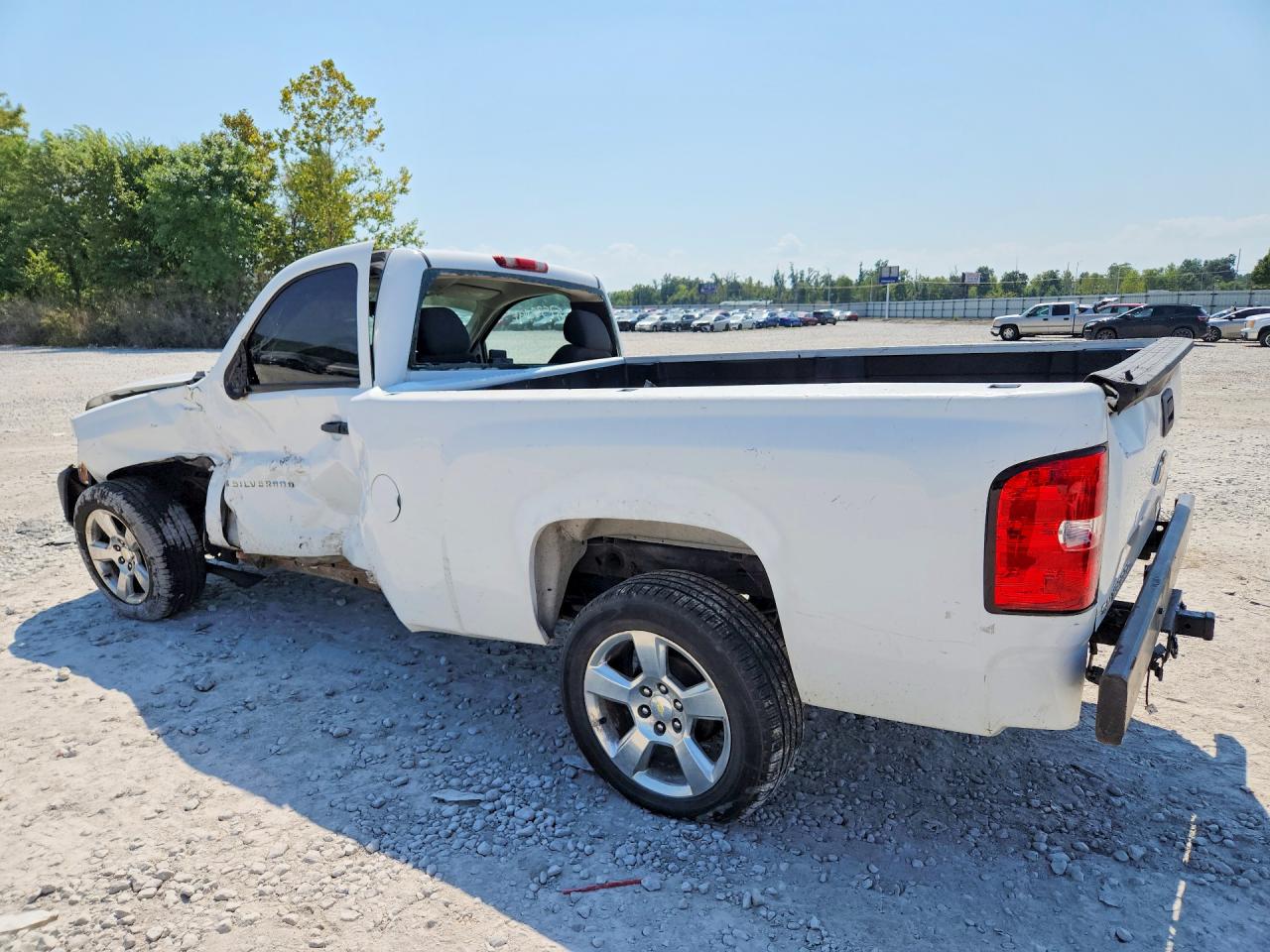 2008 Chevrolet Silverado C1500 White vin: 1GCEC14C08Z272904