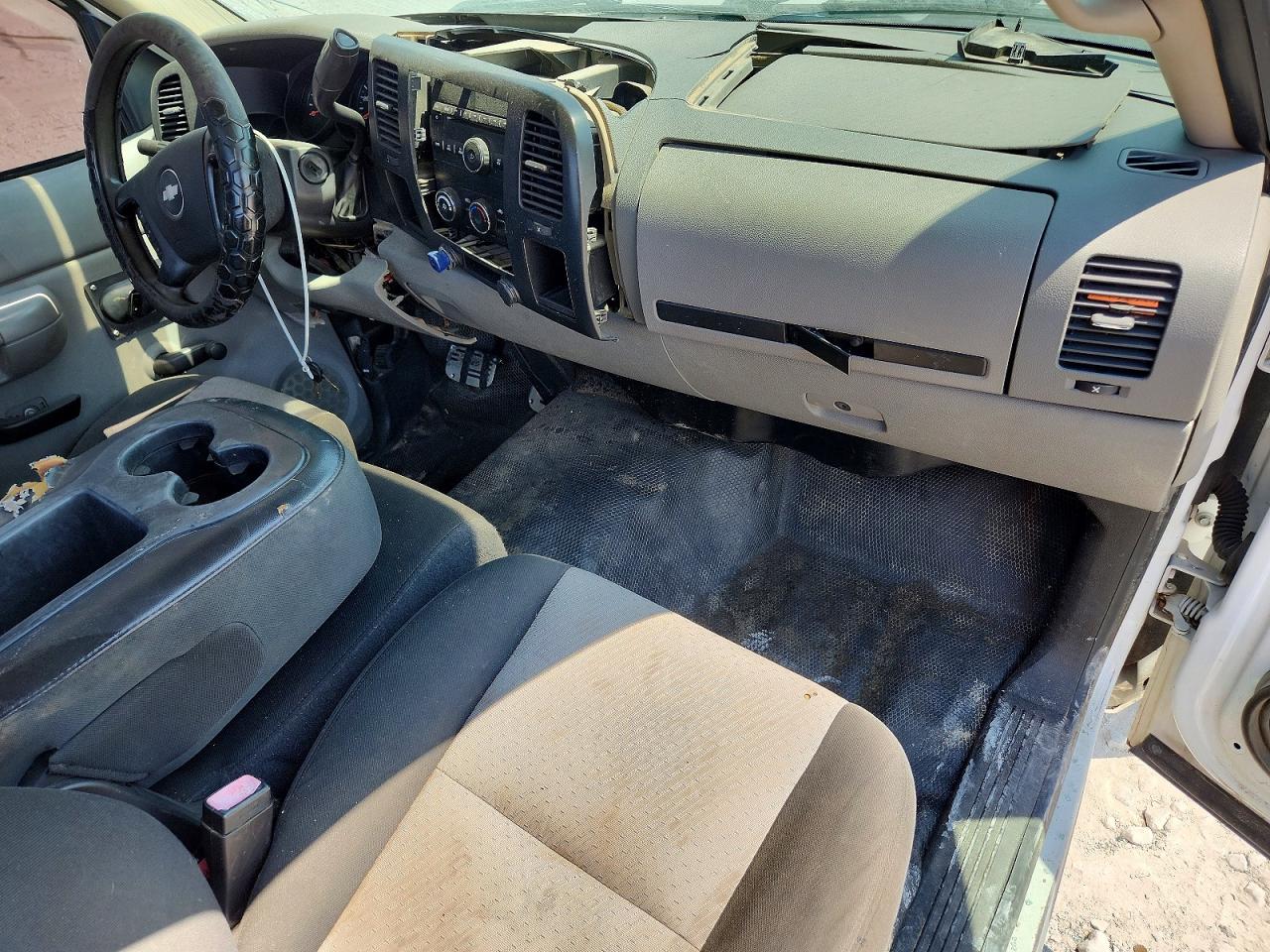 2008 Chevrolet Silverado C1500 White vin: 1GCEC14C08Z272904