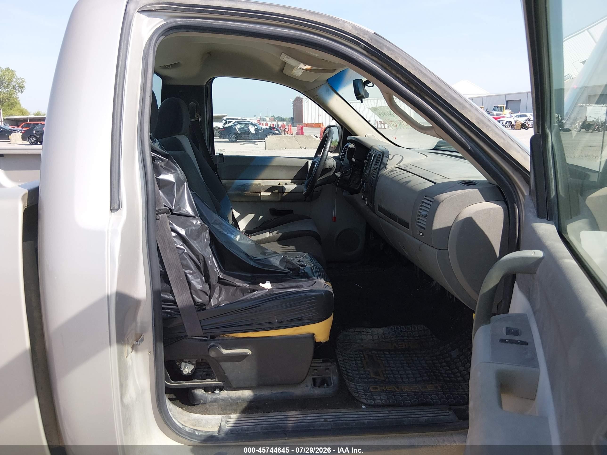 2008 Chevrolet Silverado 1500 Work Truck Tan vin: 1GCEC14C18Z184881