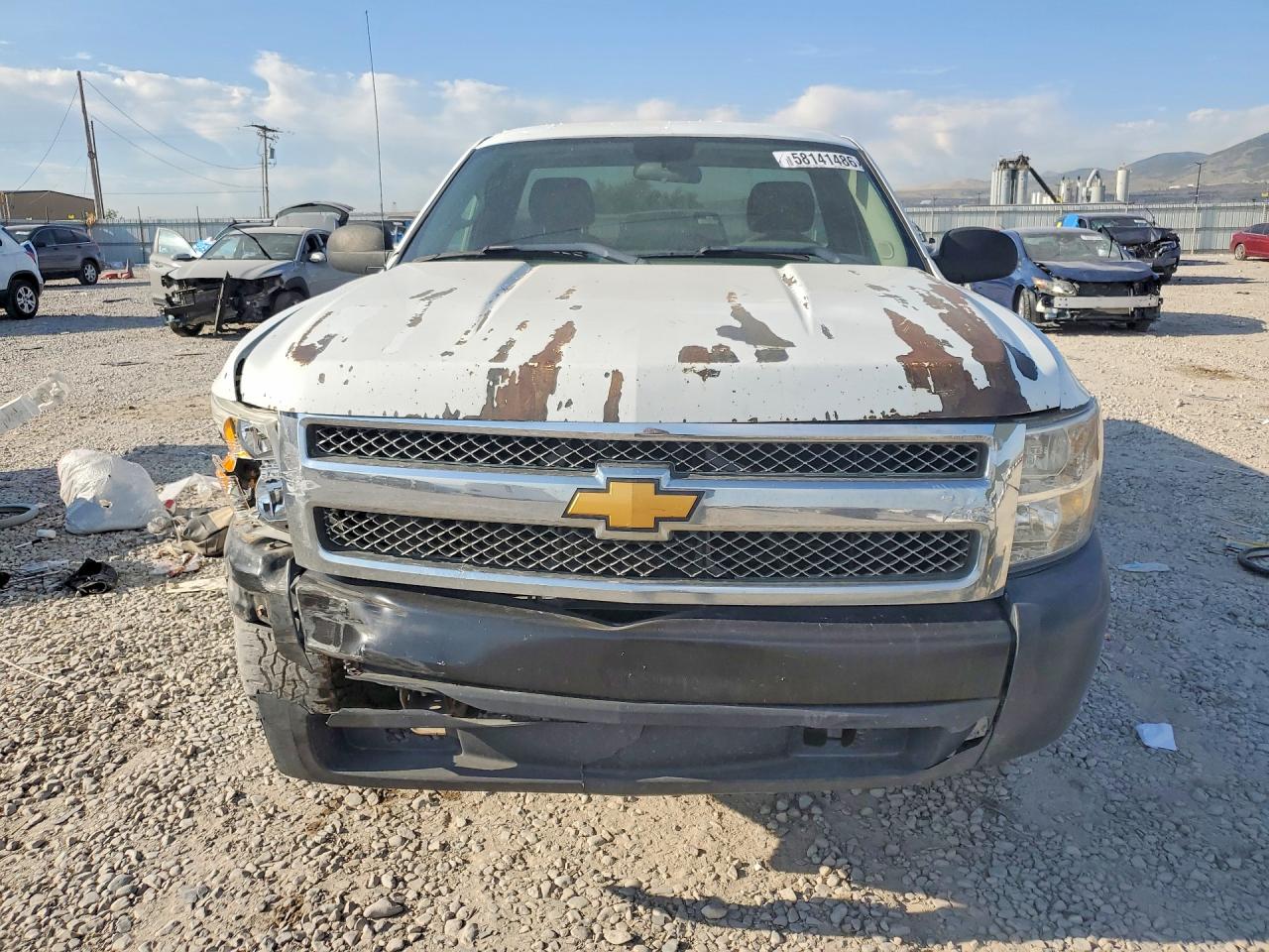 2007 Chevrolet Silverado C1500 White vin: 1GCEC14C27E549039