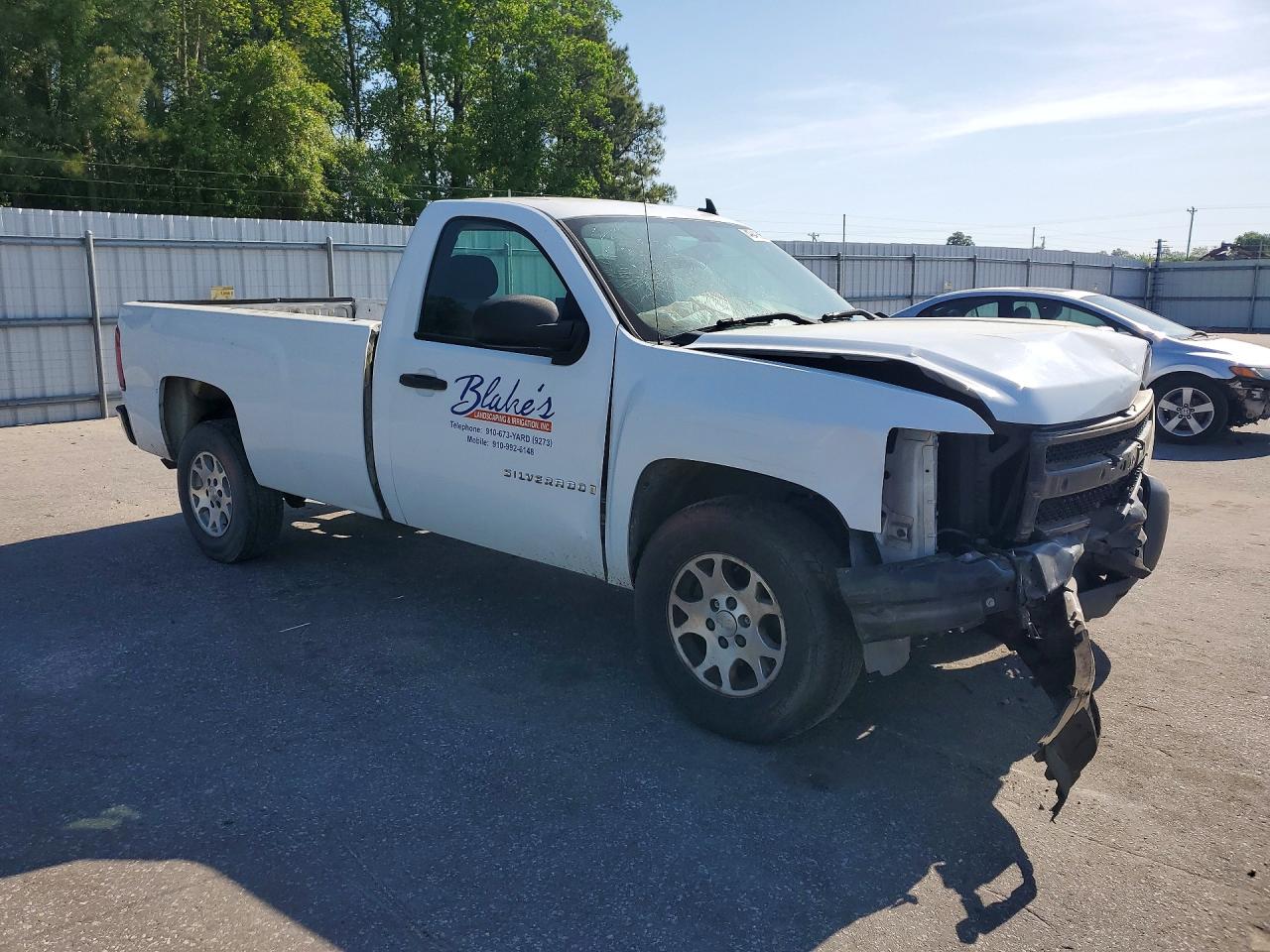 2007 Chevrolet Silverado C1500 White vin: 1GCEC14C27Z539569