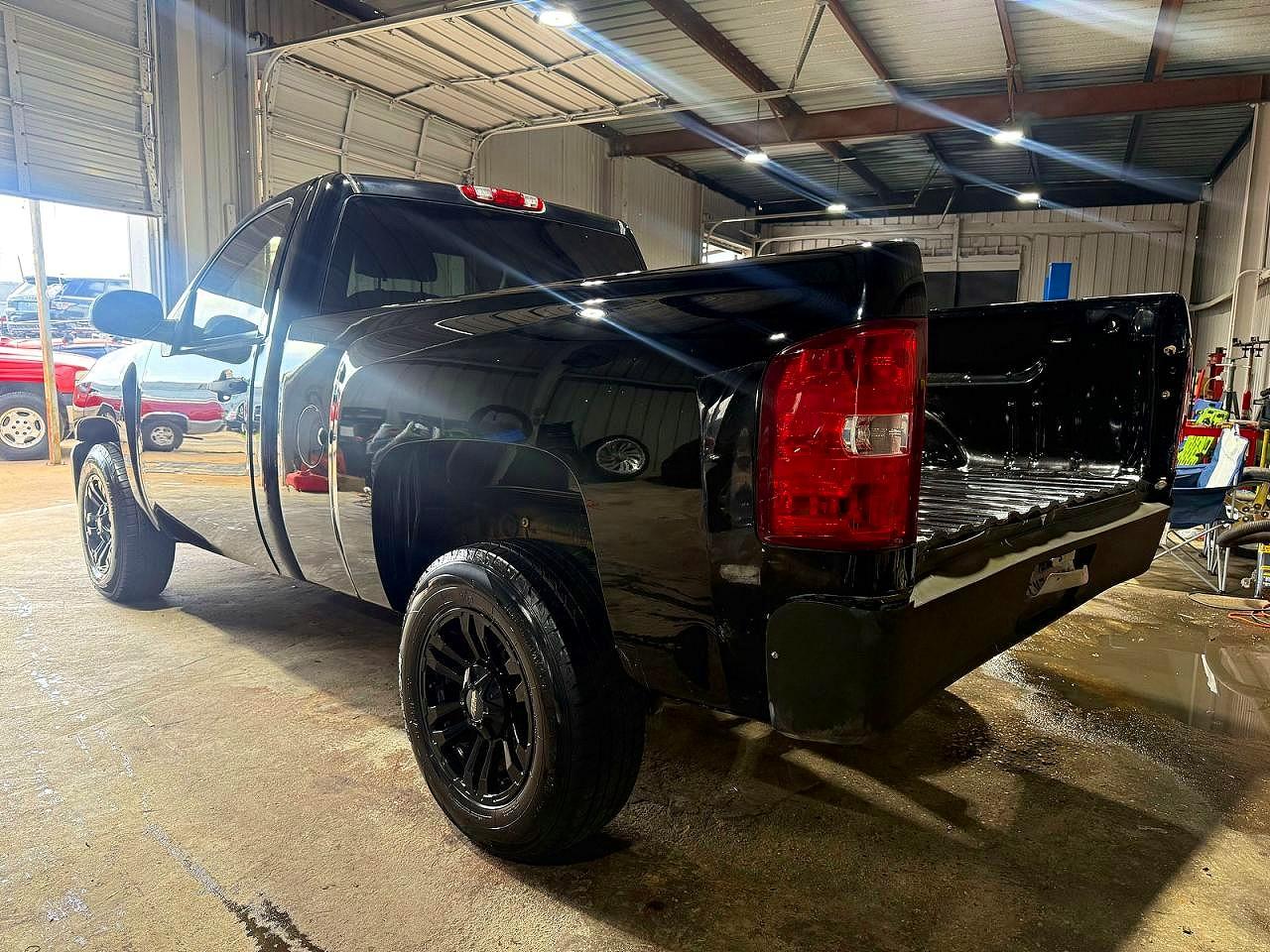 2008 Chevrolet Silverado C1500 Black vin: 1GCEC14C28Z204734
