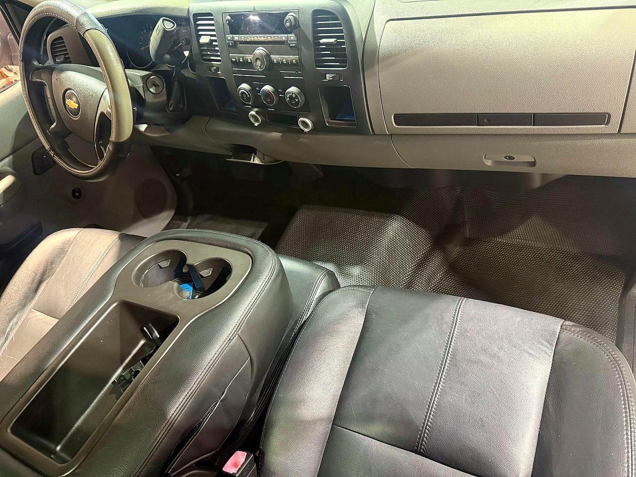 2008 Chevrolet Silverado C1500 Black vin: 1GCEC14C28Z204734