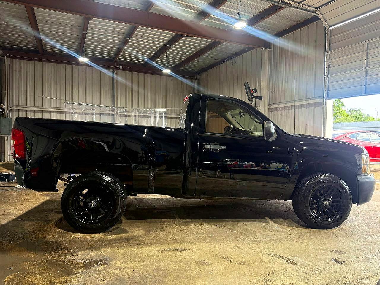 2008 Chevrolet Silverado C1500 Black vin: 1GCEC14C28Z204734
