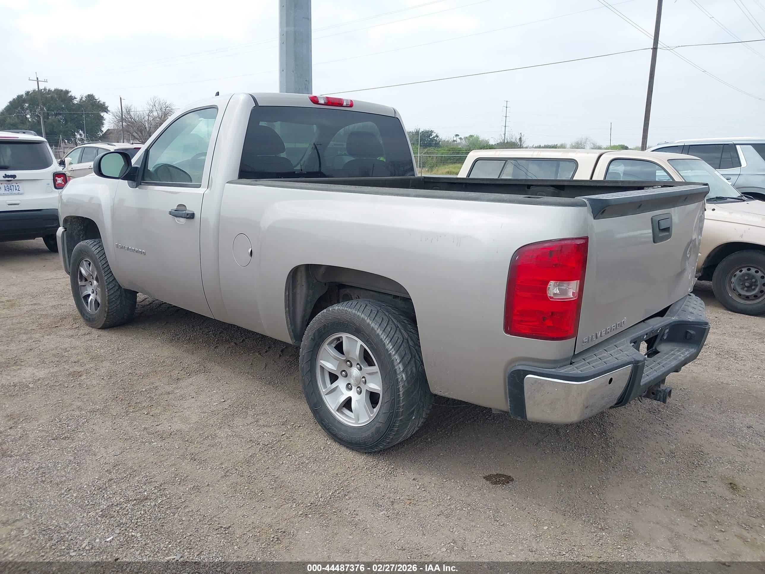 2008 Chevrolet Silverado 1500 Work Truck Silver vin: 1GCEC14C48Z262991