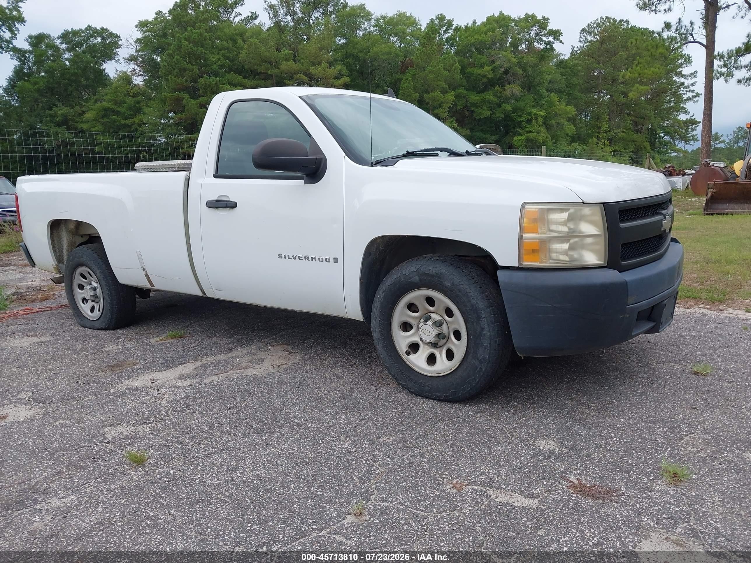2007 Chevrolet Silverado 1500 Work Truck White vin: 1GCEC14C67Z533046