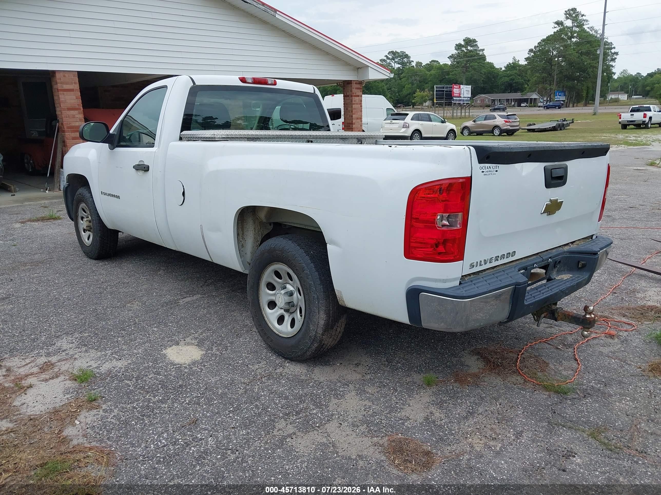 2007 Chevrolet Silverado 1500 Work Truck White vin: 1GCEC14C67Z533046