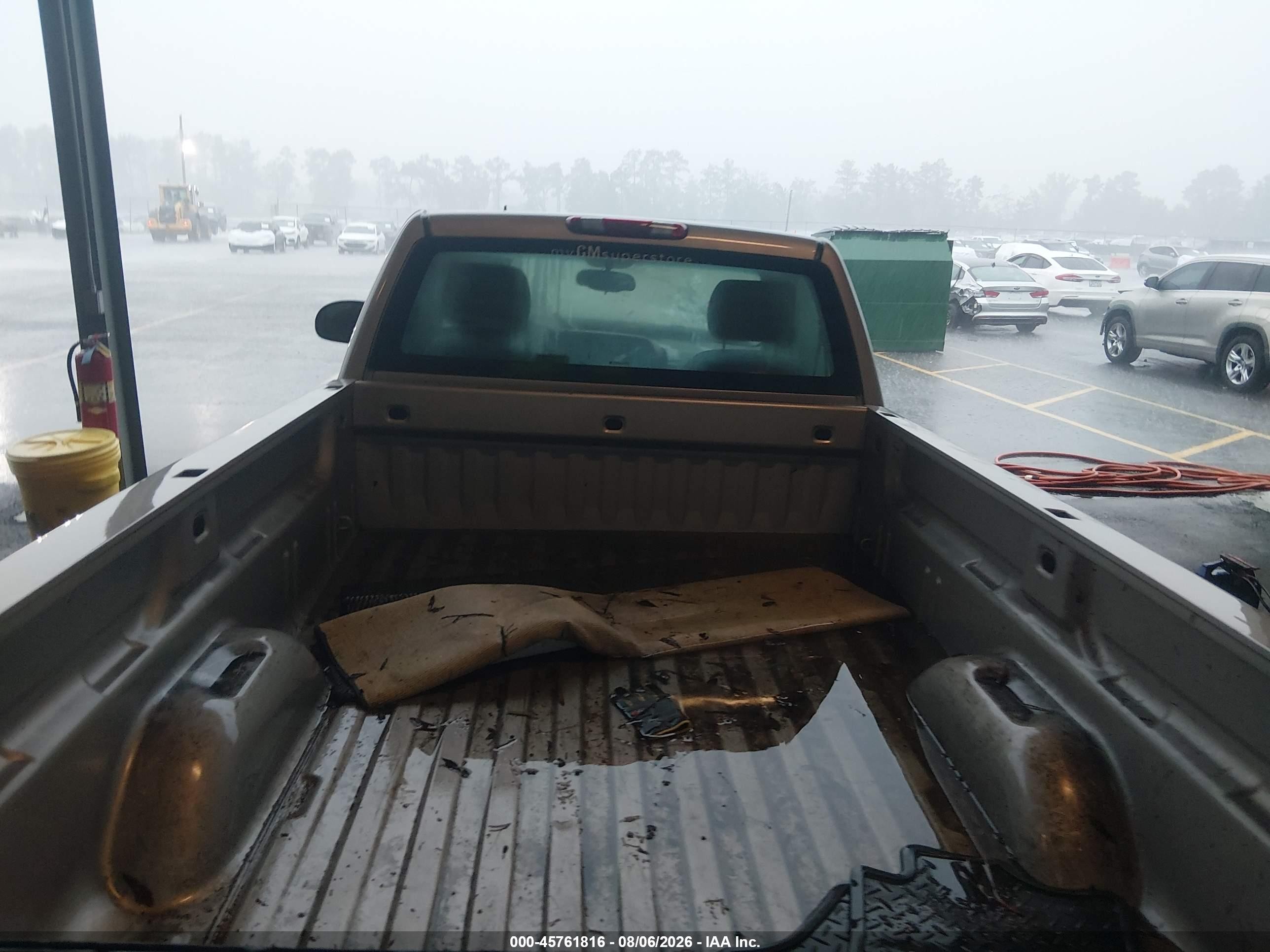 2007 Chevrolet Silverado 1500 Work Truck Silver vin: 1GCEC14C77E537579