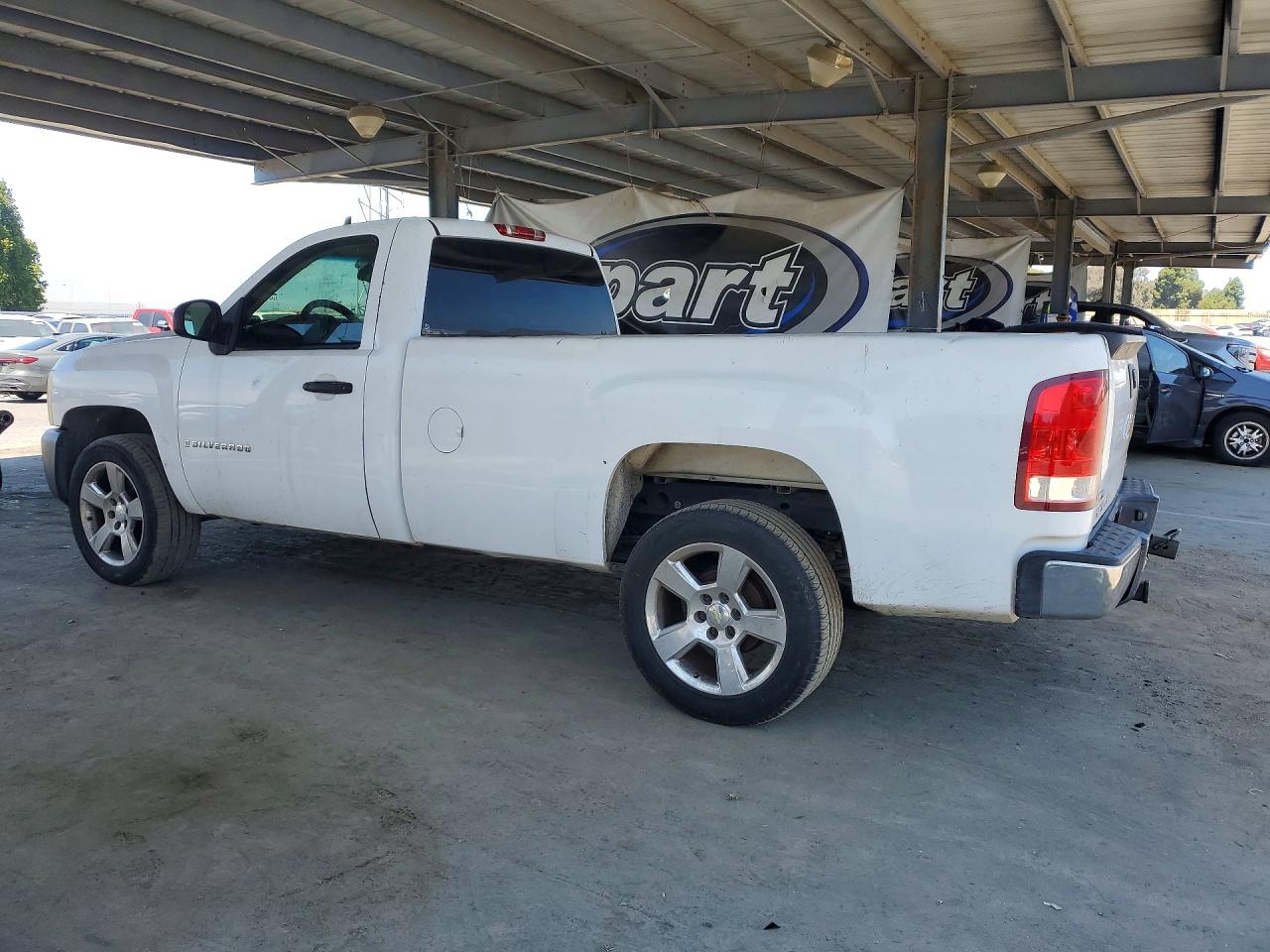 2007 Chevrolet Silverado C1500 White vin: 1GCEC14C77Z517325