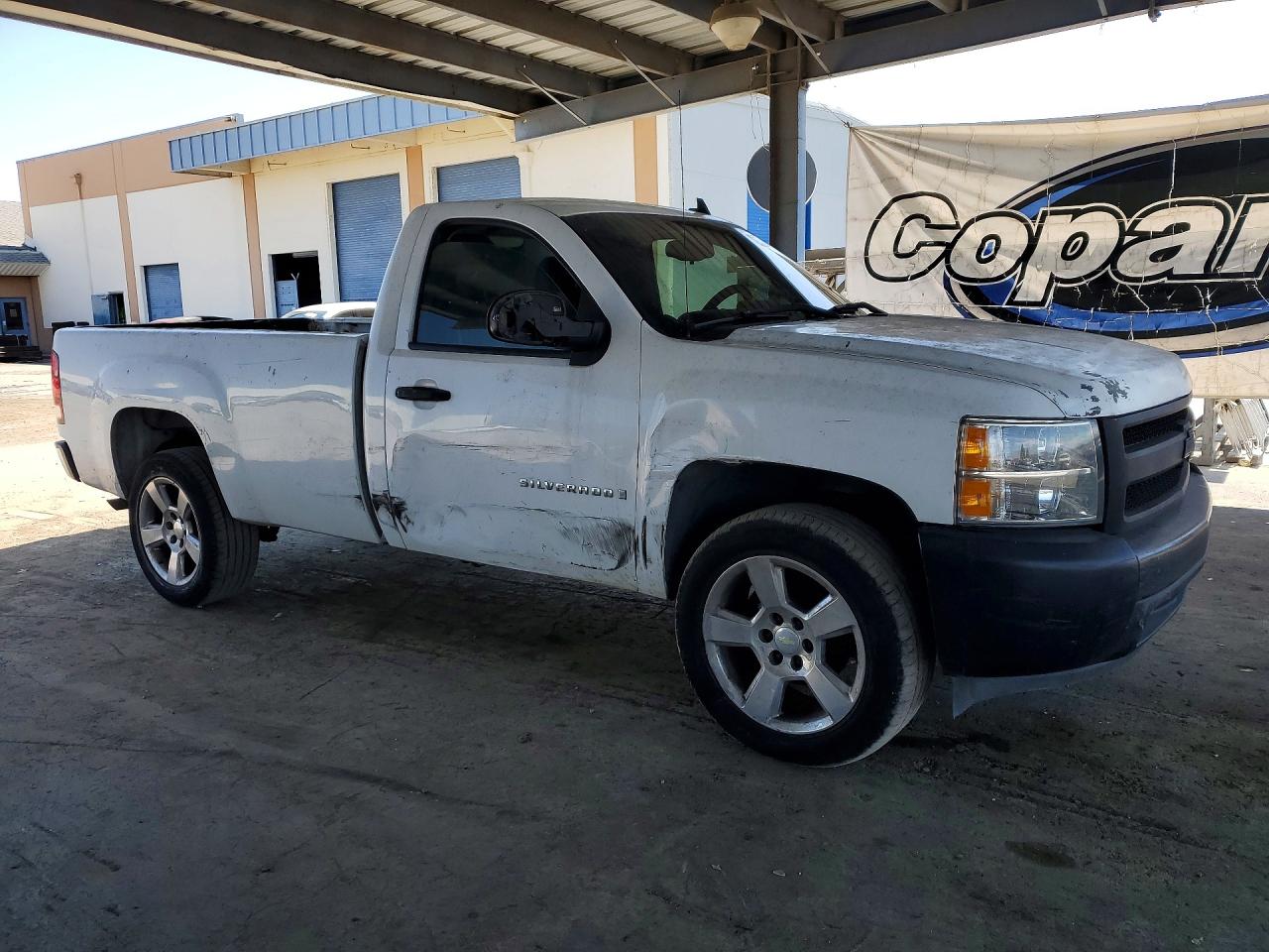 2007 Chevrolet Silverado C1500 White vin: 1GCEC14C77Z517325