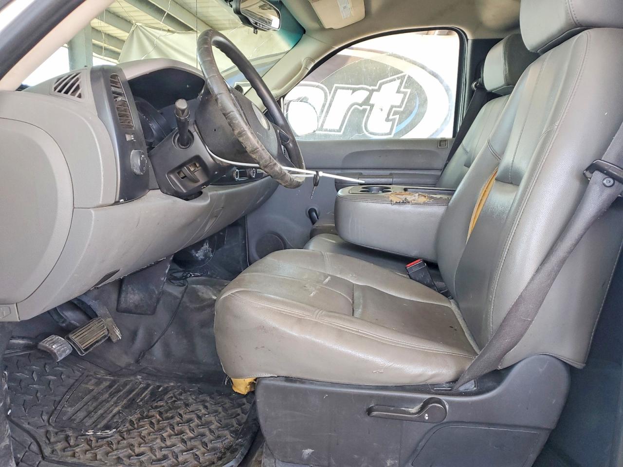 2007 Chevrolet Silverado C1500 White vin: 1GCEC14C77Z517325