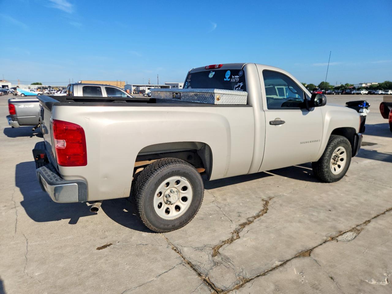 2008 Chevrolet Silverado C1500 Gray vin: 1GCEC14C78Z169981