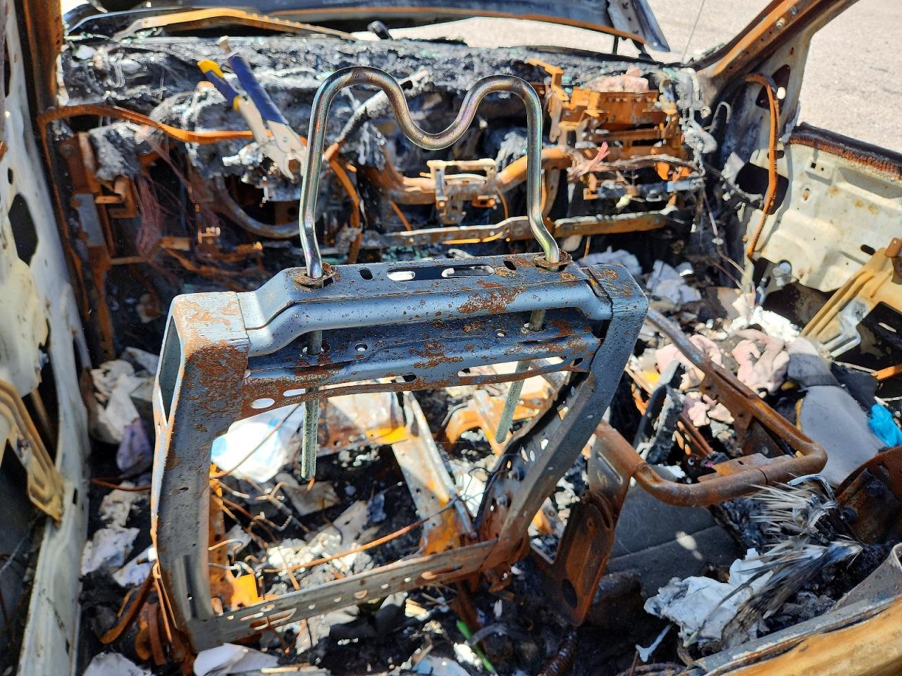 2007 Chevrolet Silverado C1500 Burn vin: 1GCEC14CX7Z578295