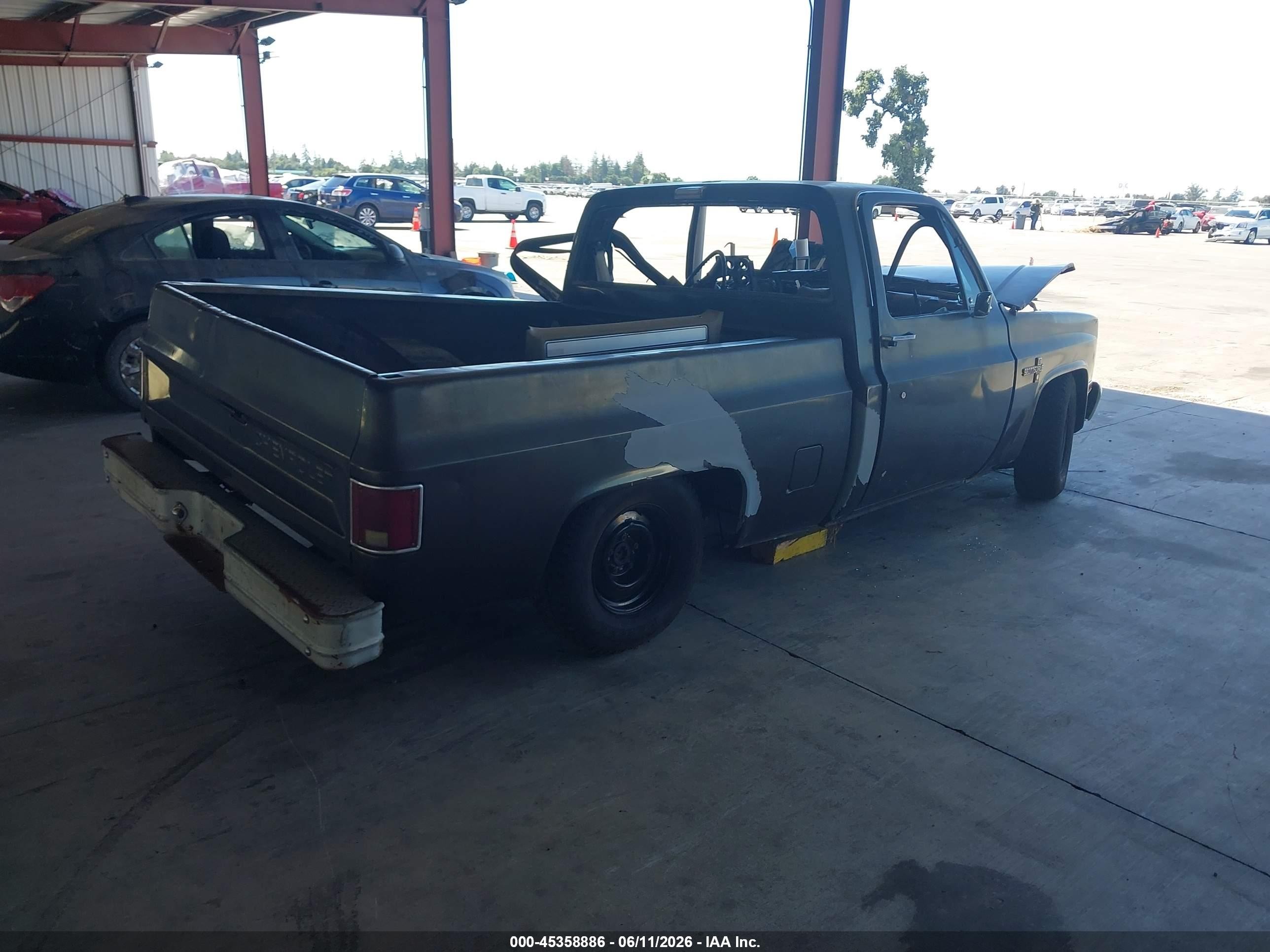 1985 Chevrolet C10   Brown vin: 1GCEC14F6FJ183165