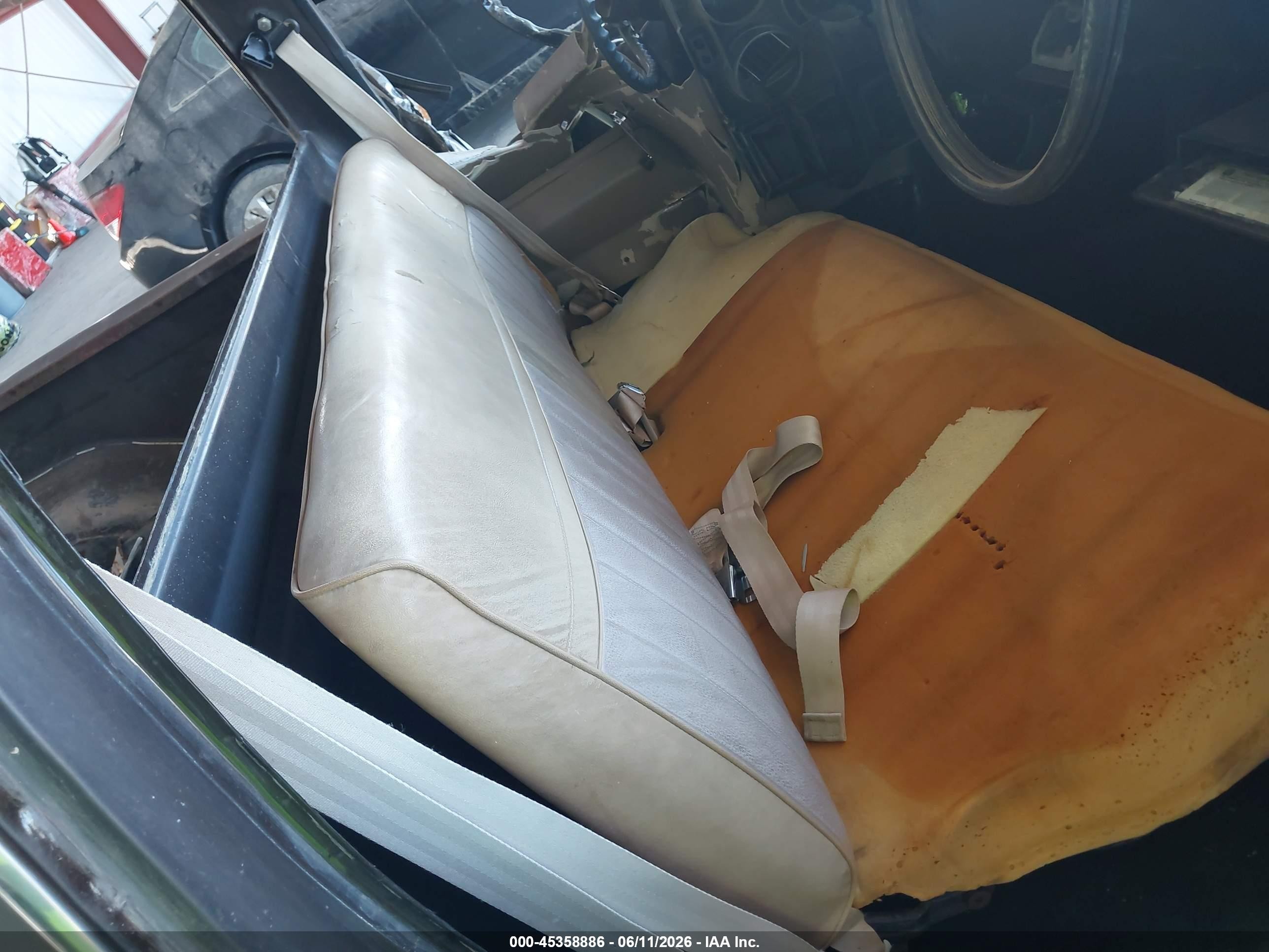 1985 Chevrolet C10   Brown vin: 1GCEC14F6FJ183165
