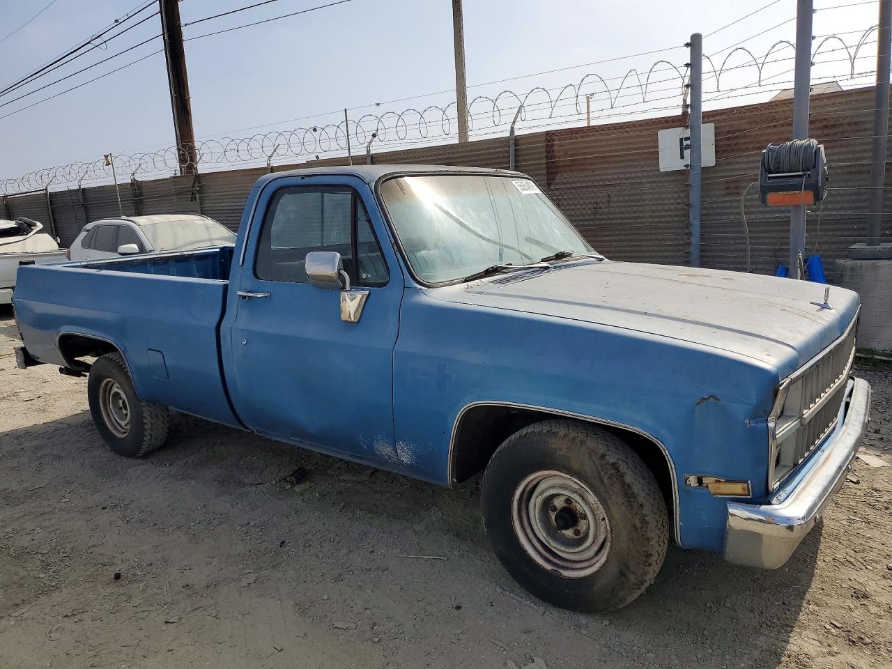 1982 Chevrolet C10 Синий vin: 1GCEC14F9CF342162