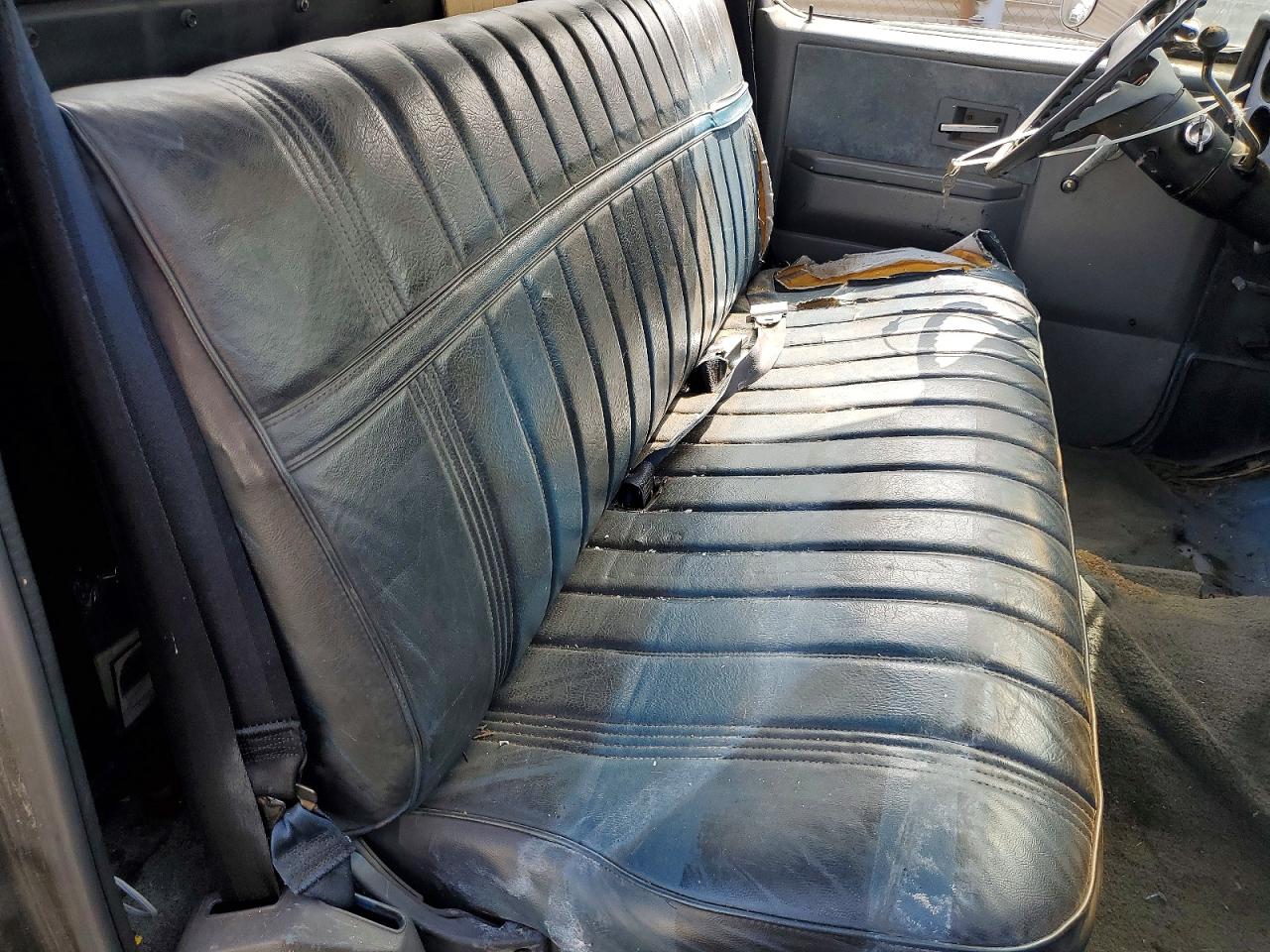 1982 Chevrolet C10 Синий vin: 1GCEC14F9CF342162