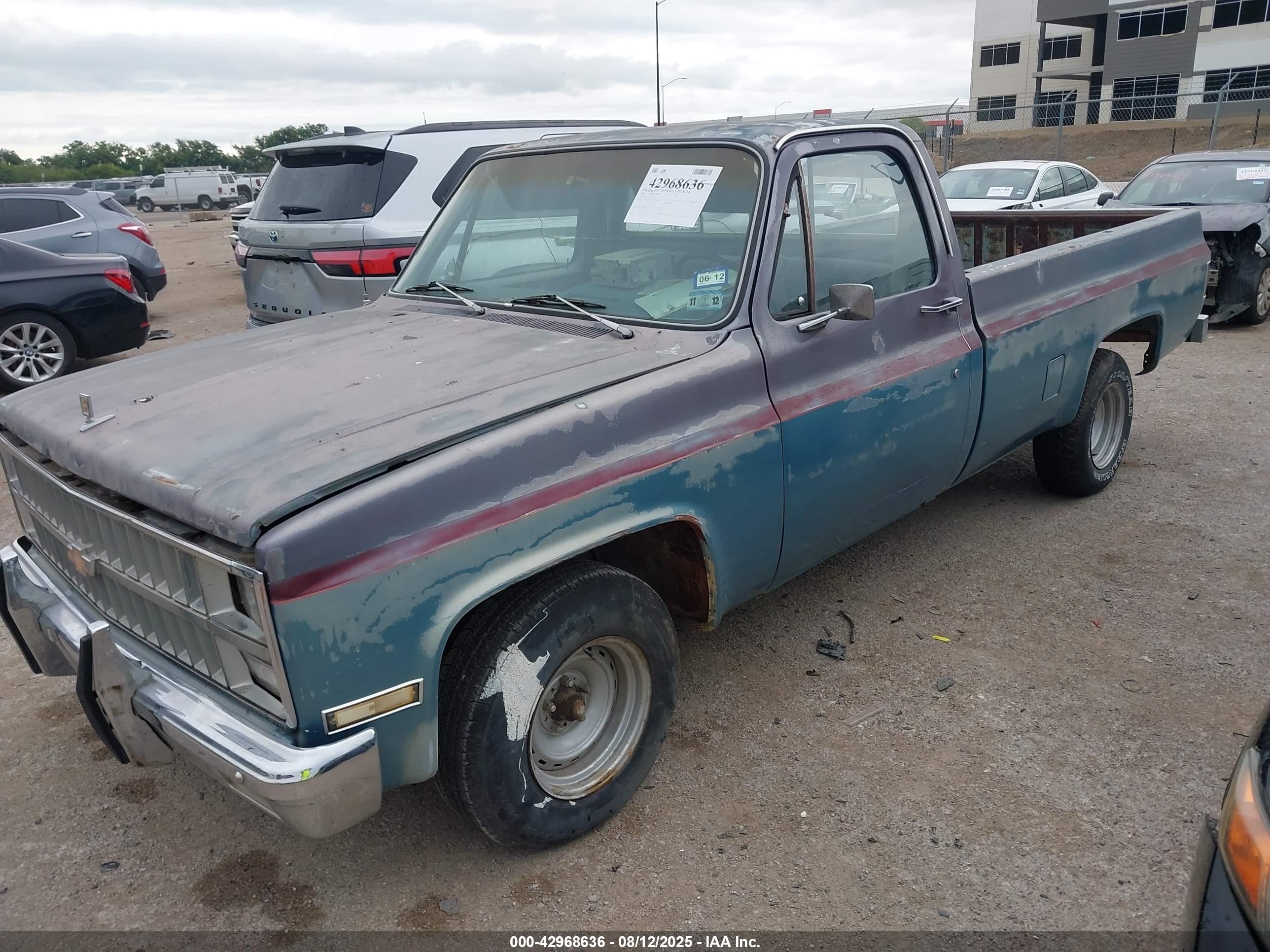 1982 Chevrolet C10   Blue vin: 1GCEC14HXCS119332