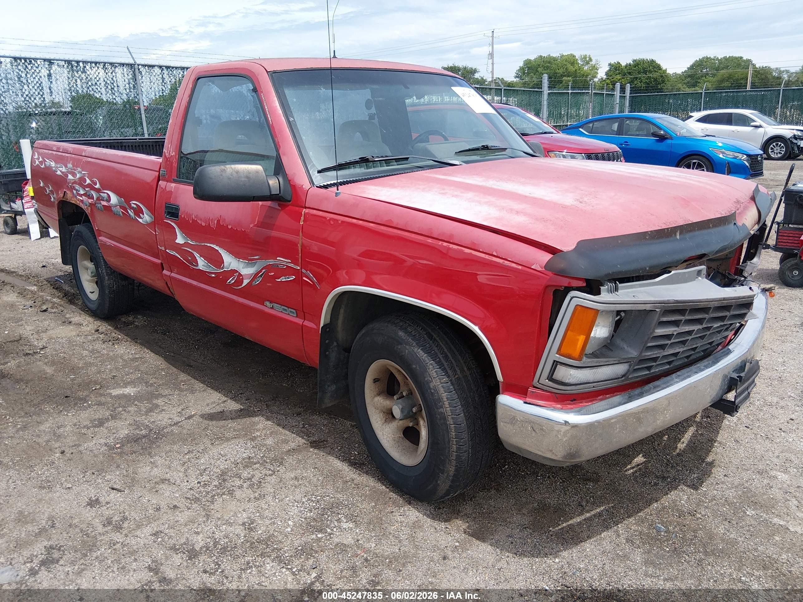 1991 Chevrolet Gmt-400 C1500 Red vin: 1GCEC14HXME182009
